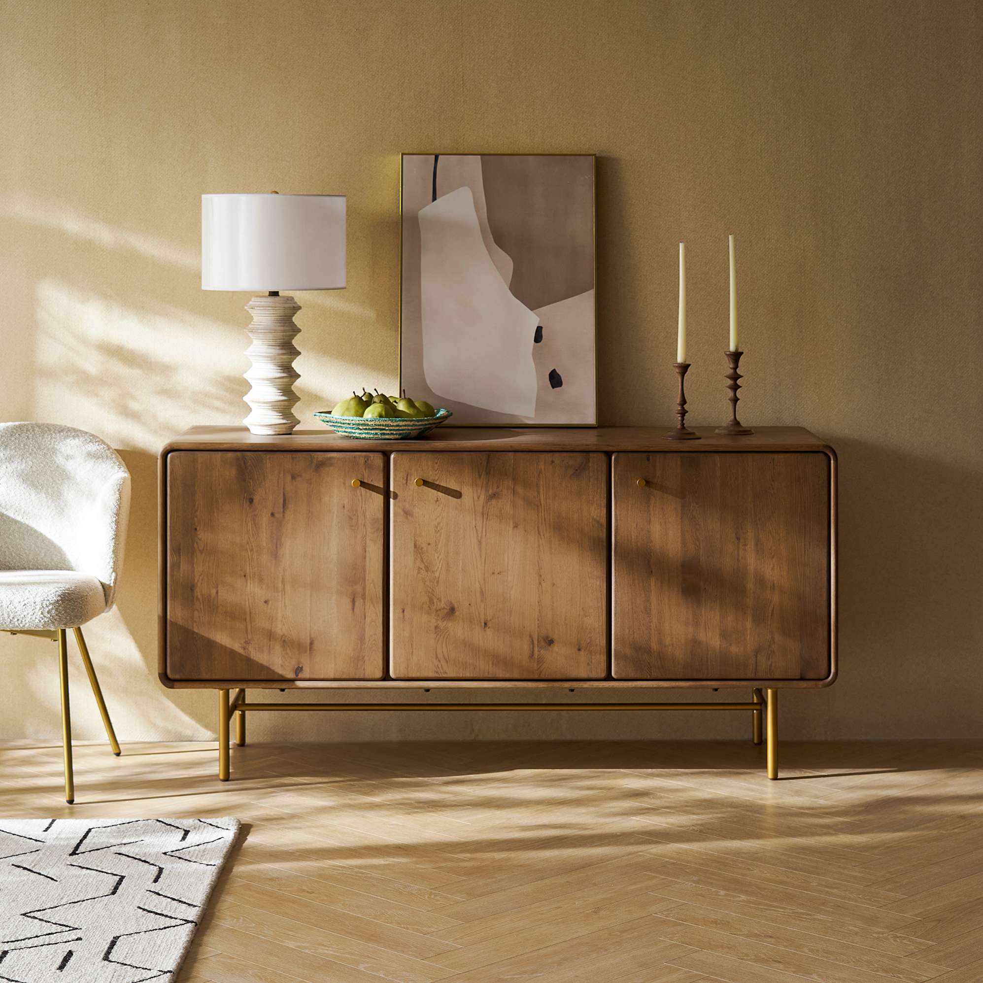 Kinsley Sideboard, Chestnut Oak lifestyle