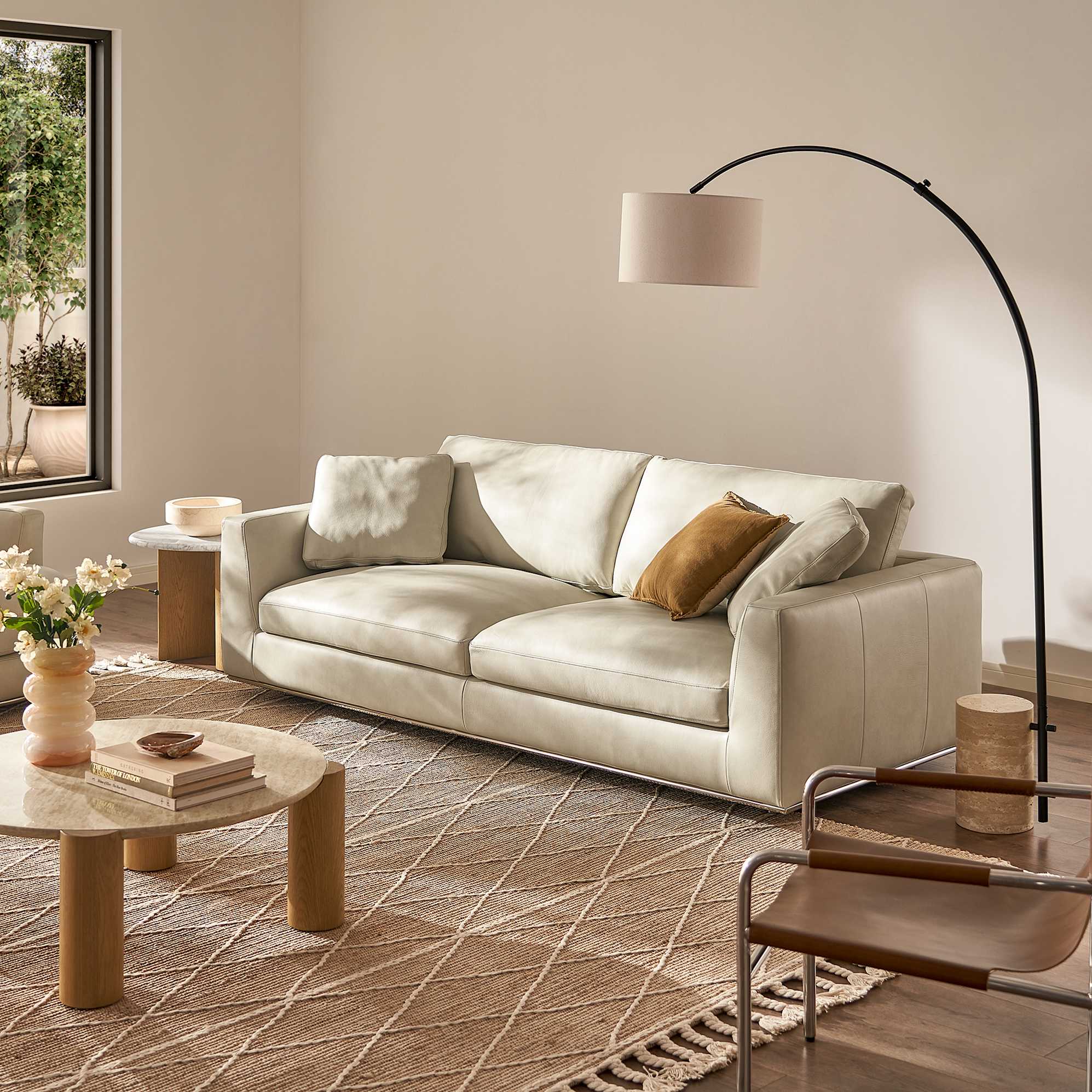 Hamilton Leather 3 Seater Sofa 2