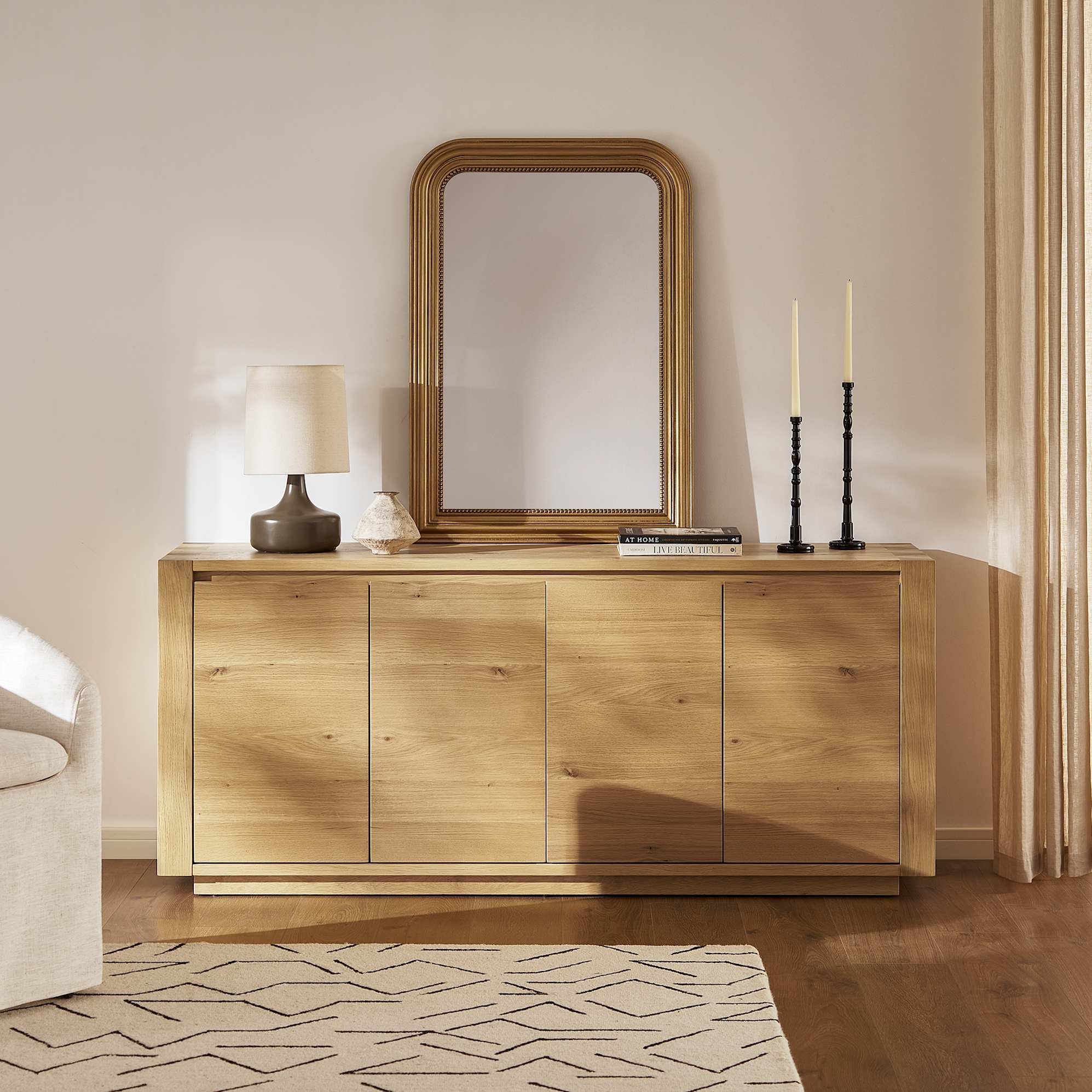 Bradley Sideboard, natural lifestyle