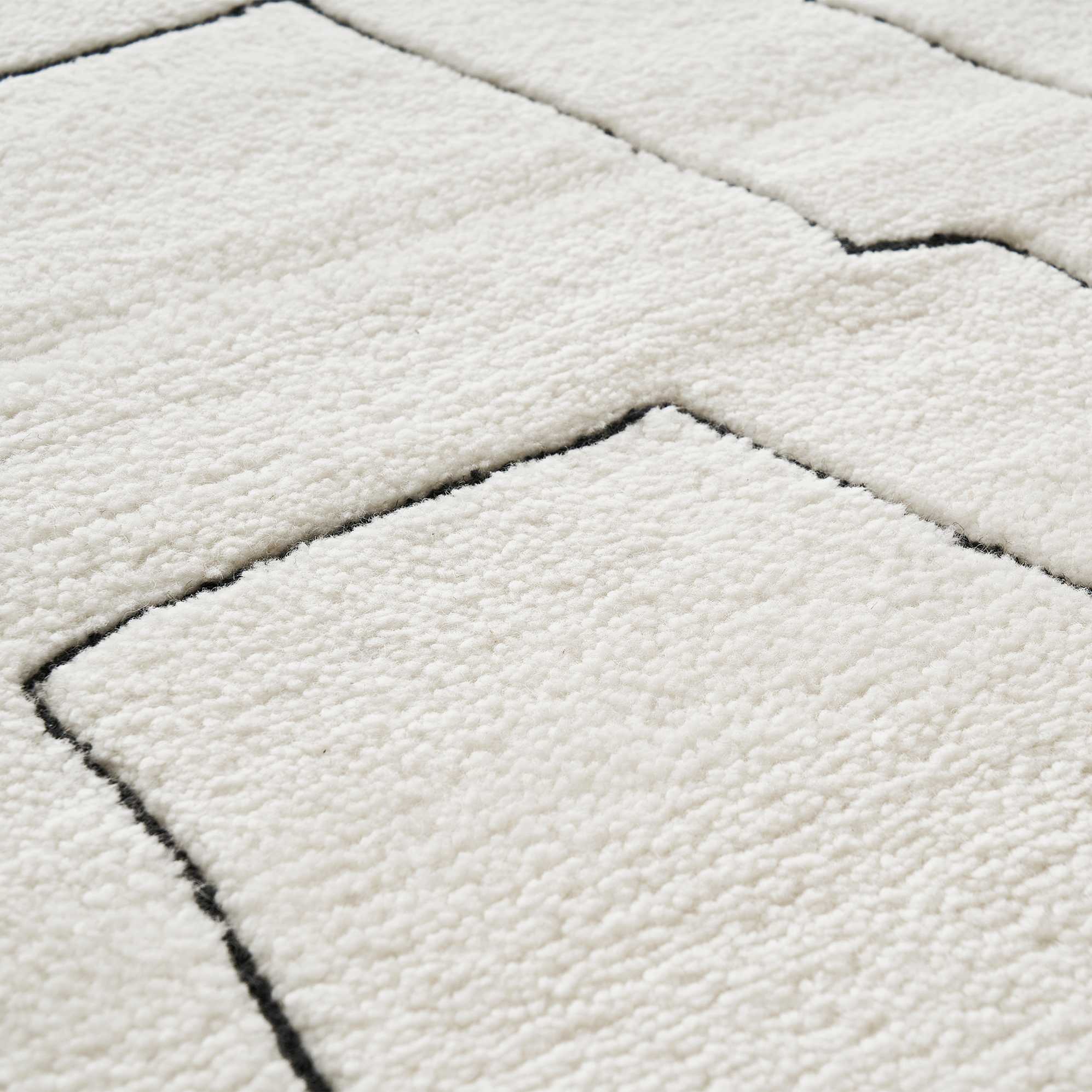 Mira Wool Area Rug 4