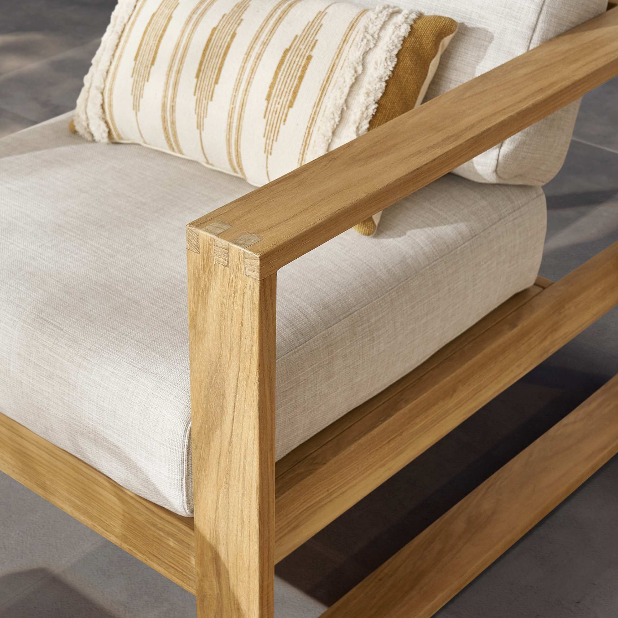 Rio Outdoor Lounge Chair 5