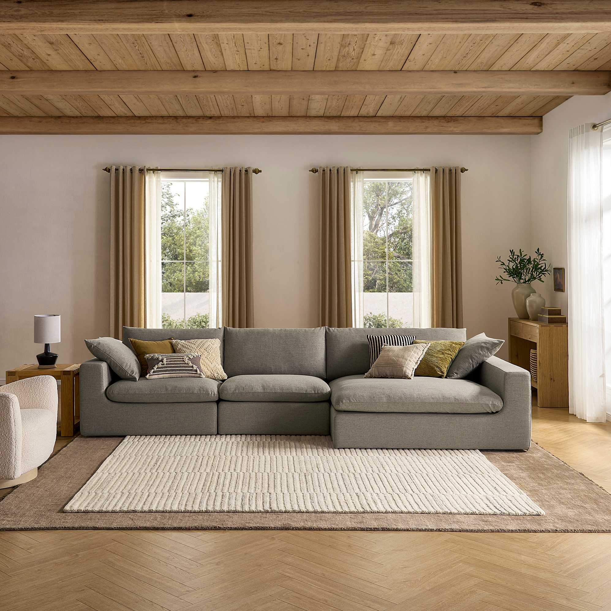 Dawson Wide Chaise Sectional Sofa Right Facing, (Navagio) Seagull lifestyle