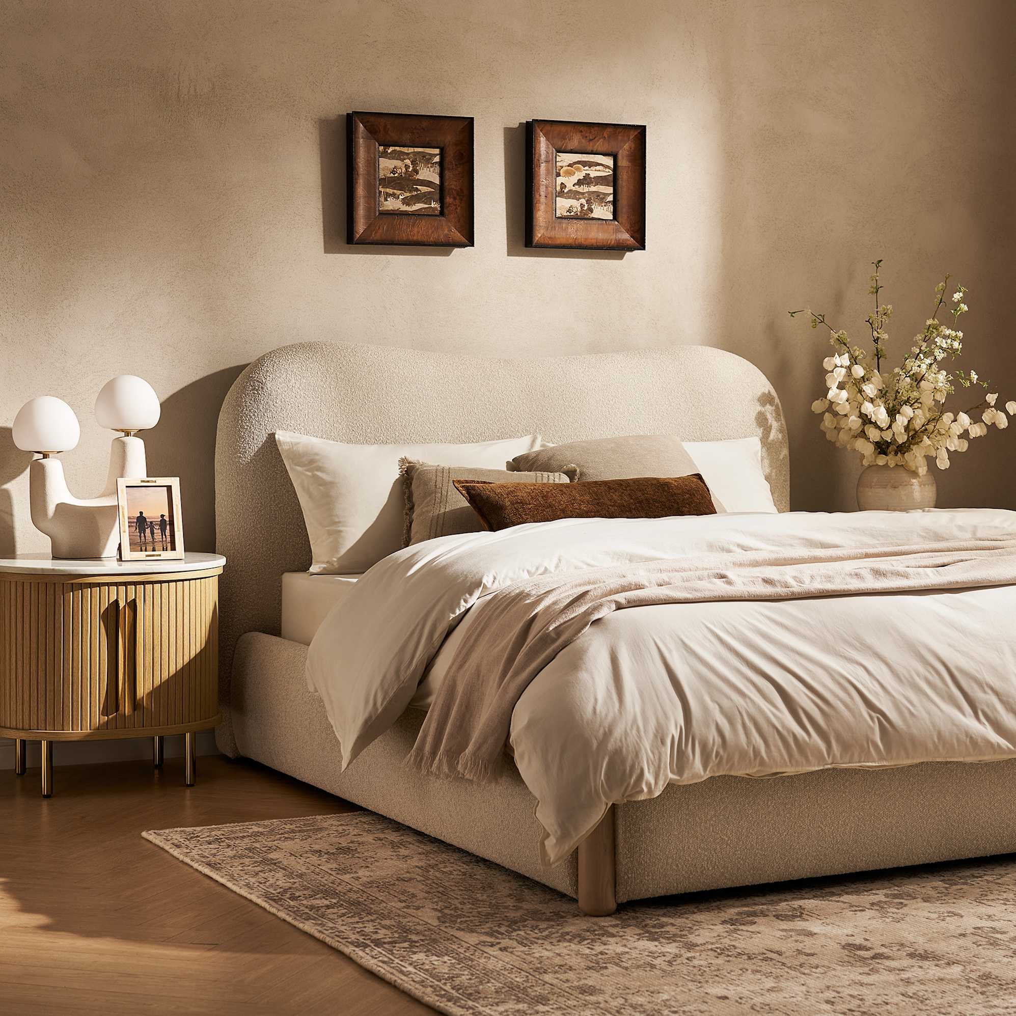 Rochelle Storage Bed 0