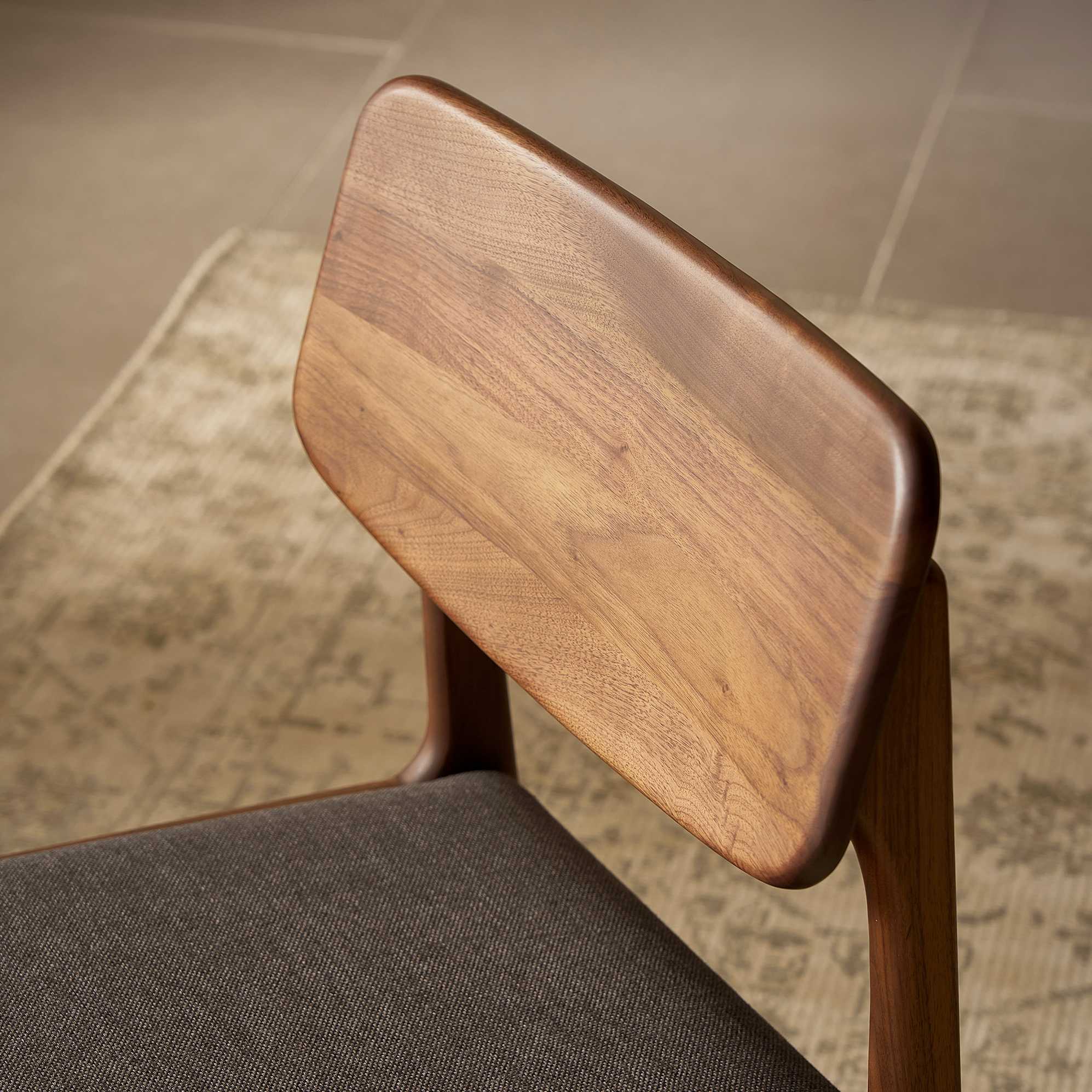 Vincent Dining Set for 4-6