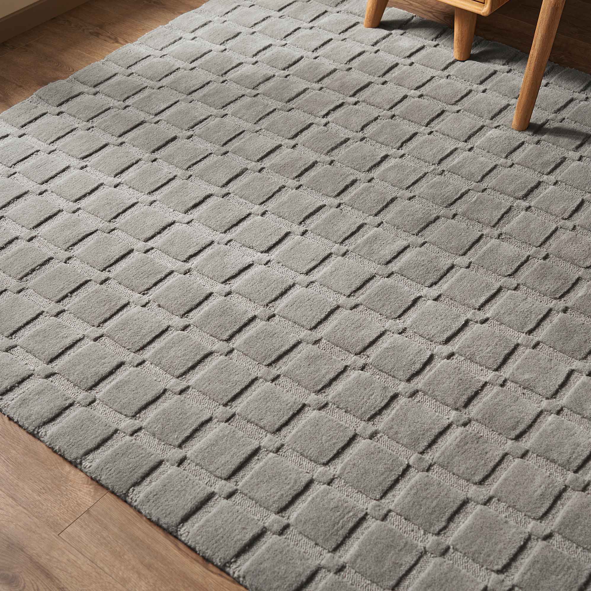 Arta Area Rug, Fog, 229 x 274cm lifestyle
