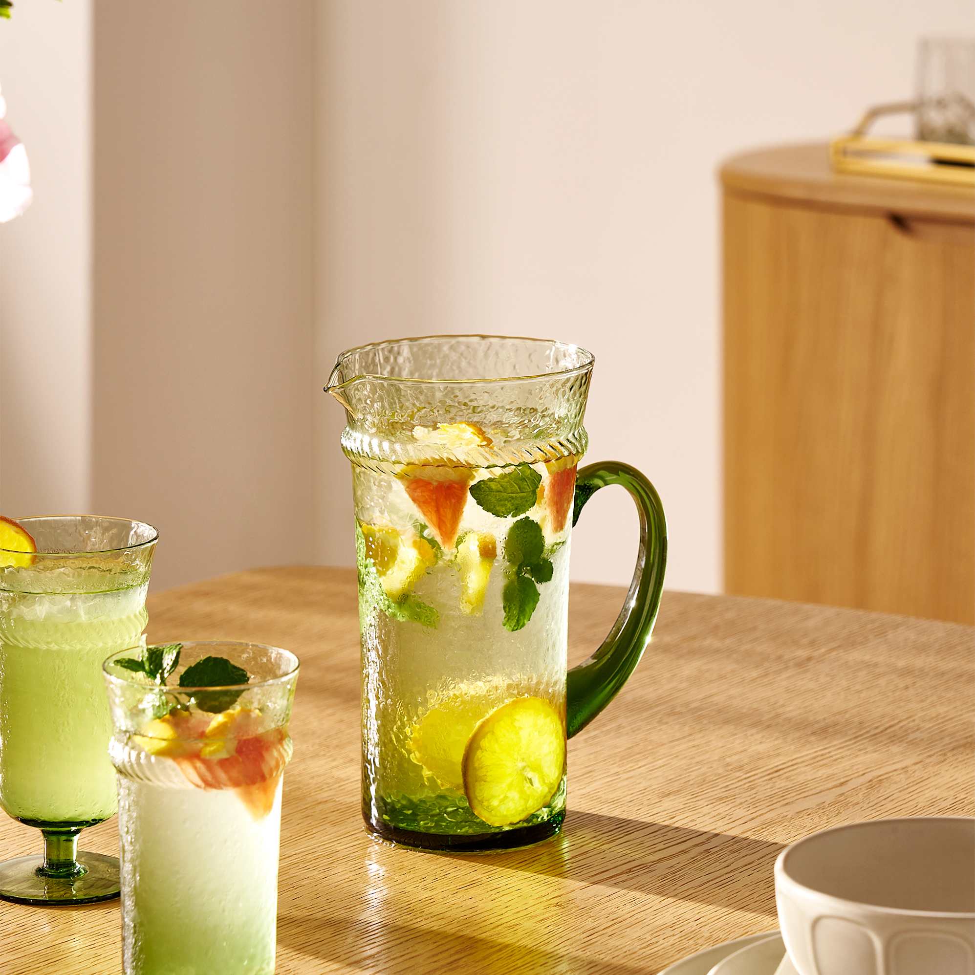 Verdant Pitcher lifestyle