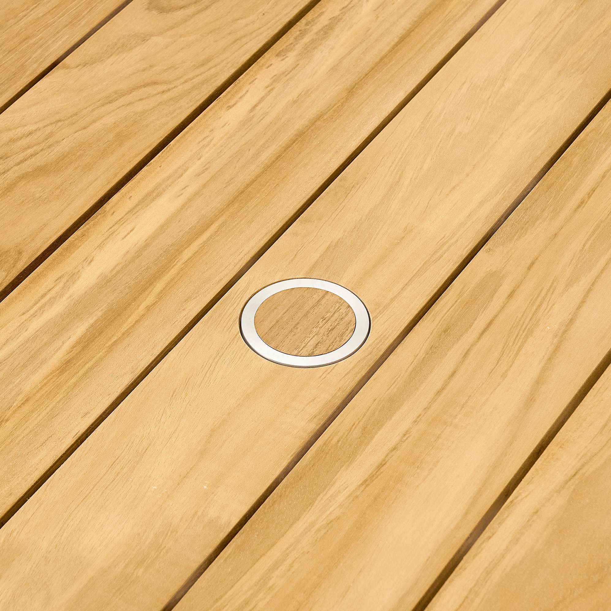 Isla Outdoor Dining Table 6