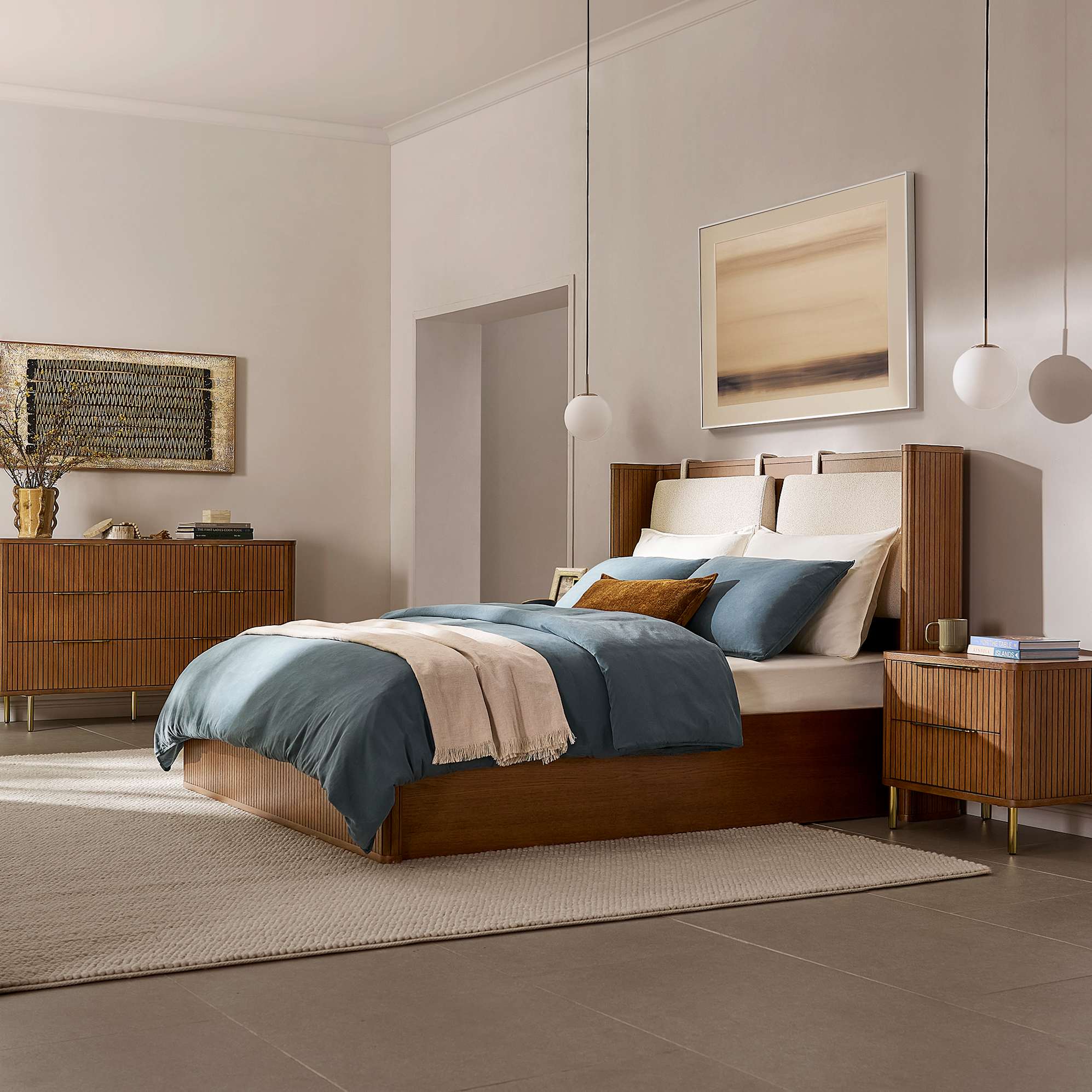 Harper Queen Size Bed with 2 Nightstands 23.6" Set, Chestnut