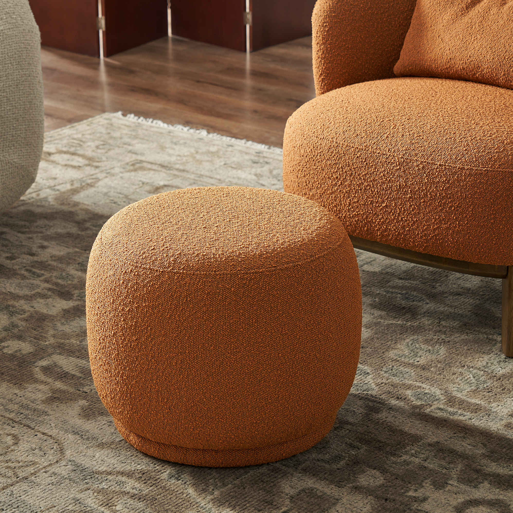 Avery Ottoman, (Performance Infinity Boucle) Ginger lifestyle