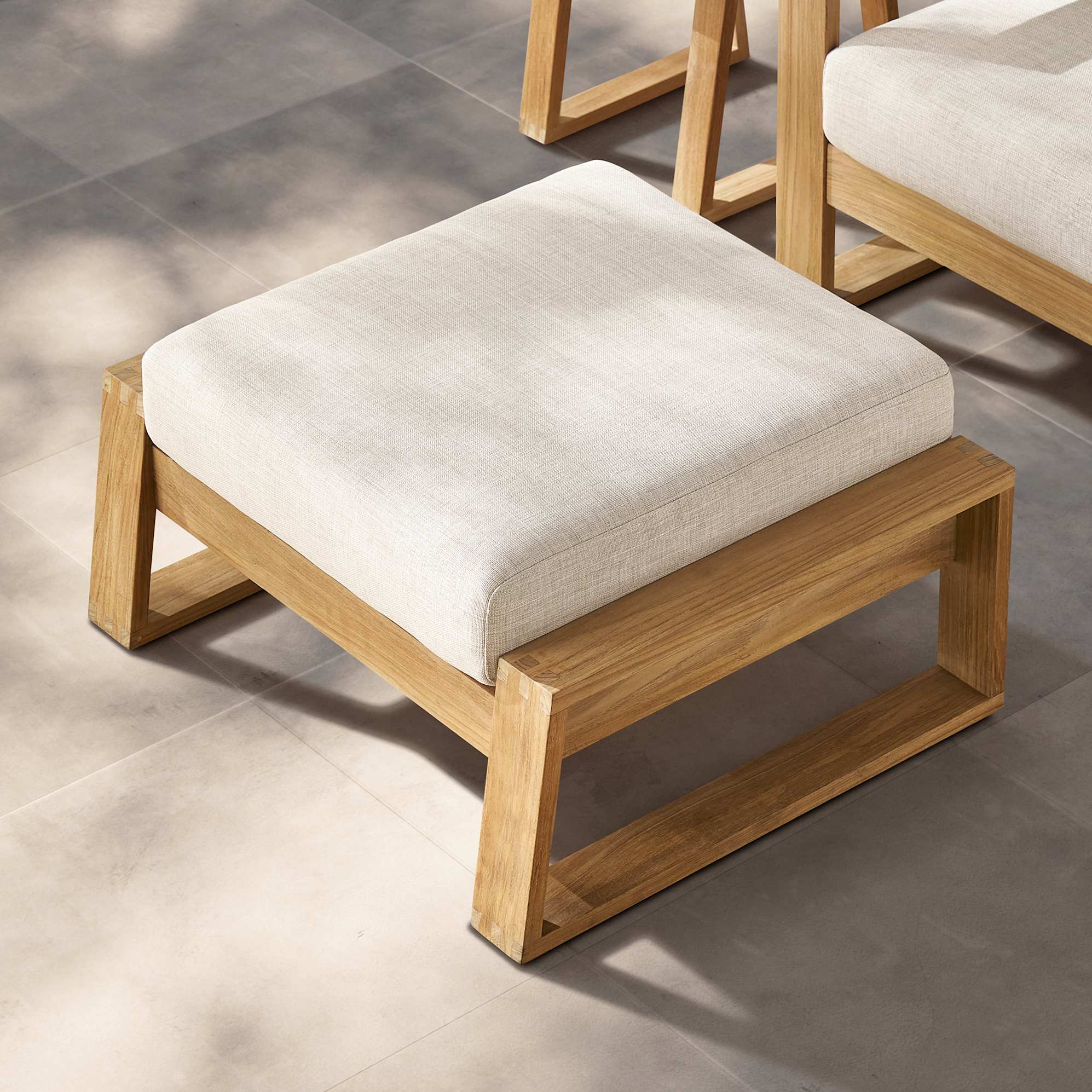 Rio Outdoor 3 Seater Sofa with Ottoman 2