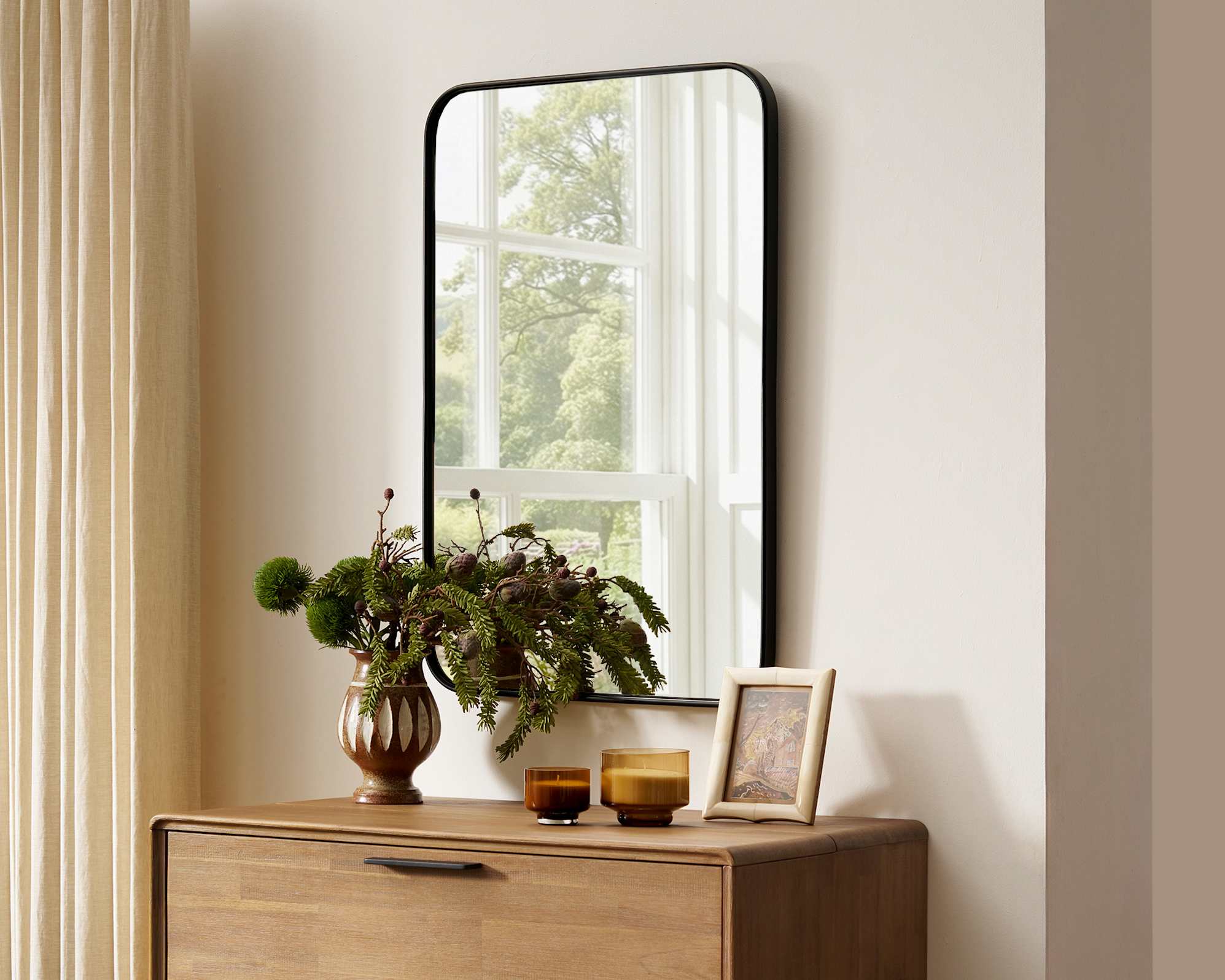 Aria Rounded Rectangle Wall Mirror 60cmW x 90cmH, Black lifestyle