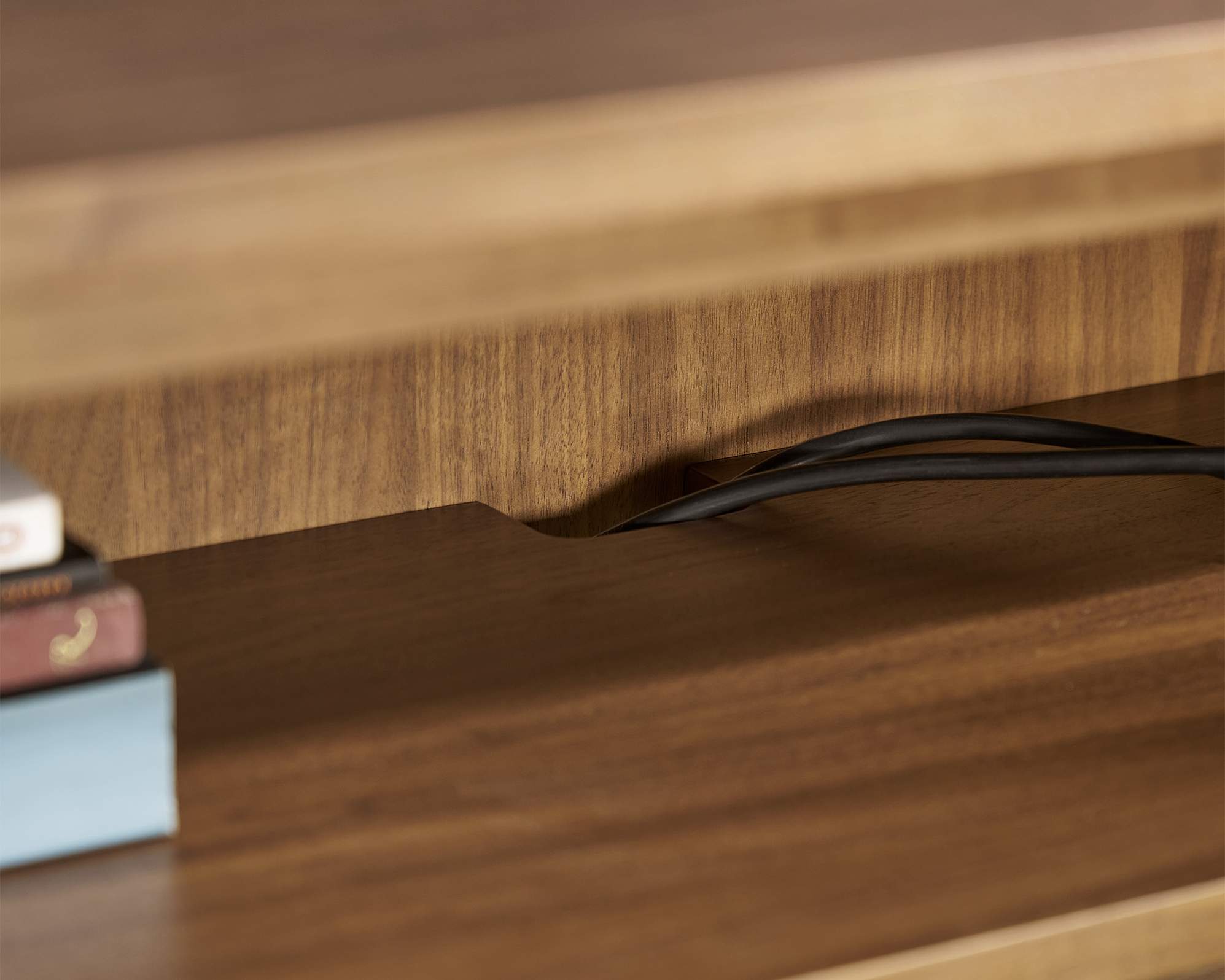 Vento TV Storage System 5