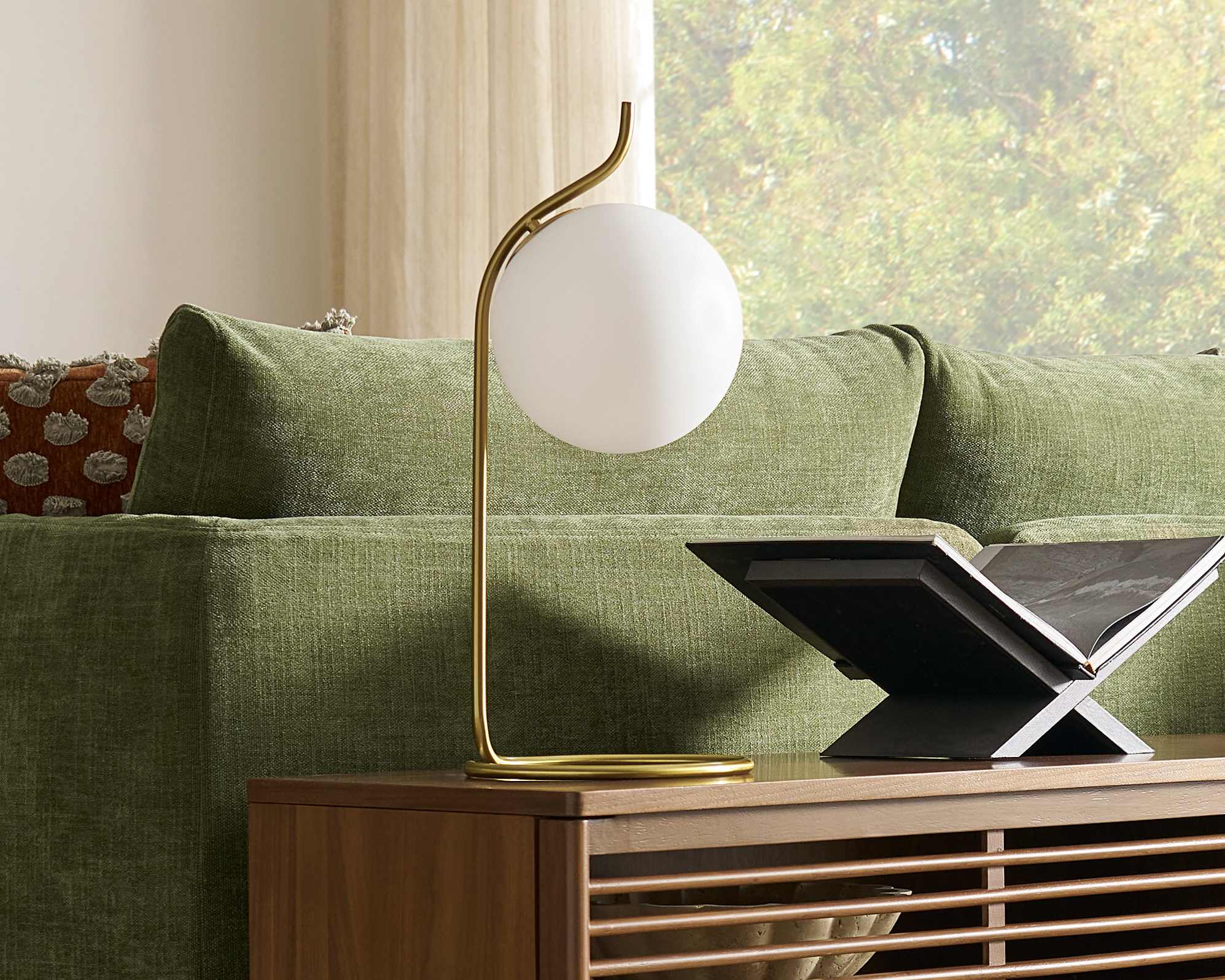 Cedric Large Table Lamp lifestyle