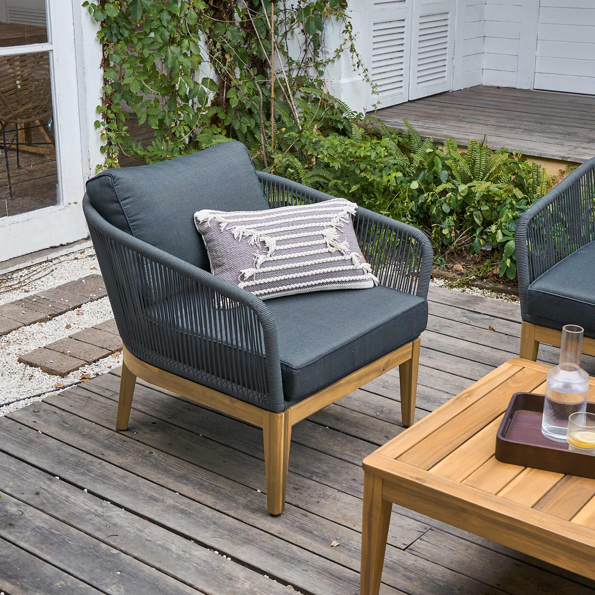 Maui Outdoor Lounge Chair