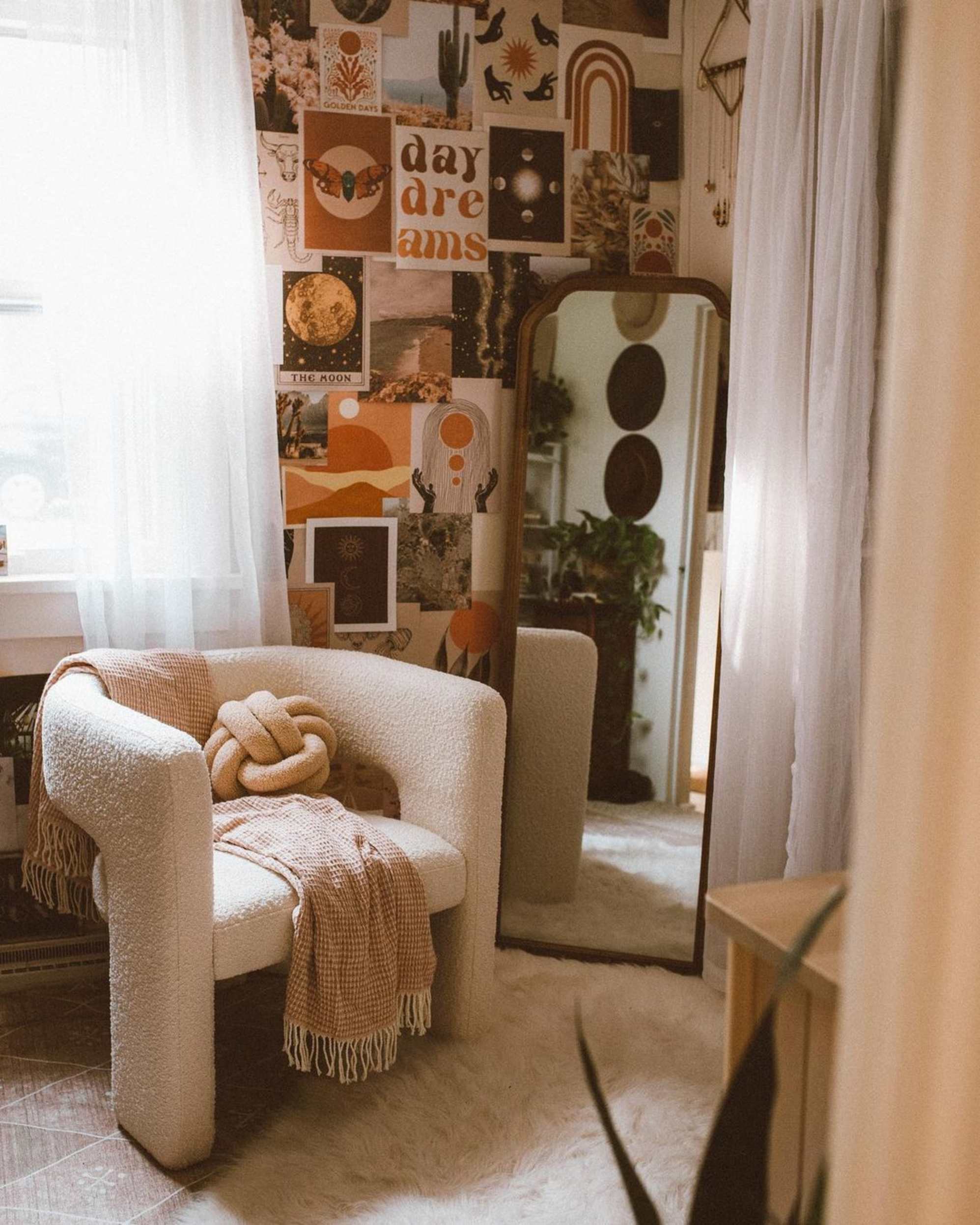 Instagram post by @goldenhourabode - 119