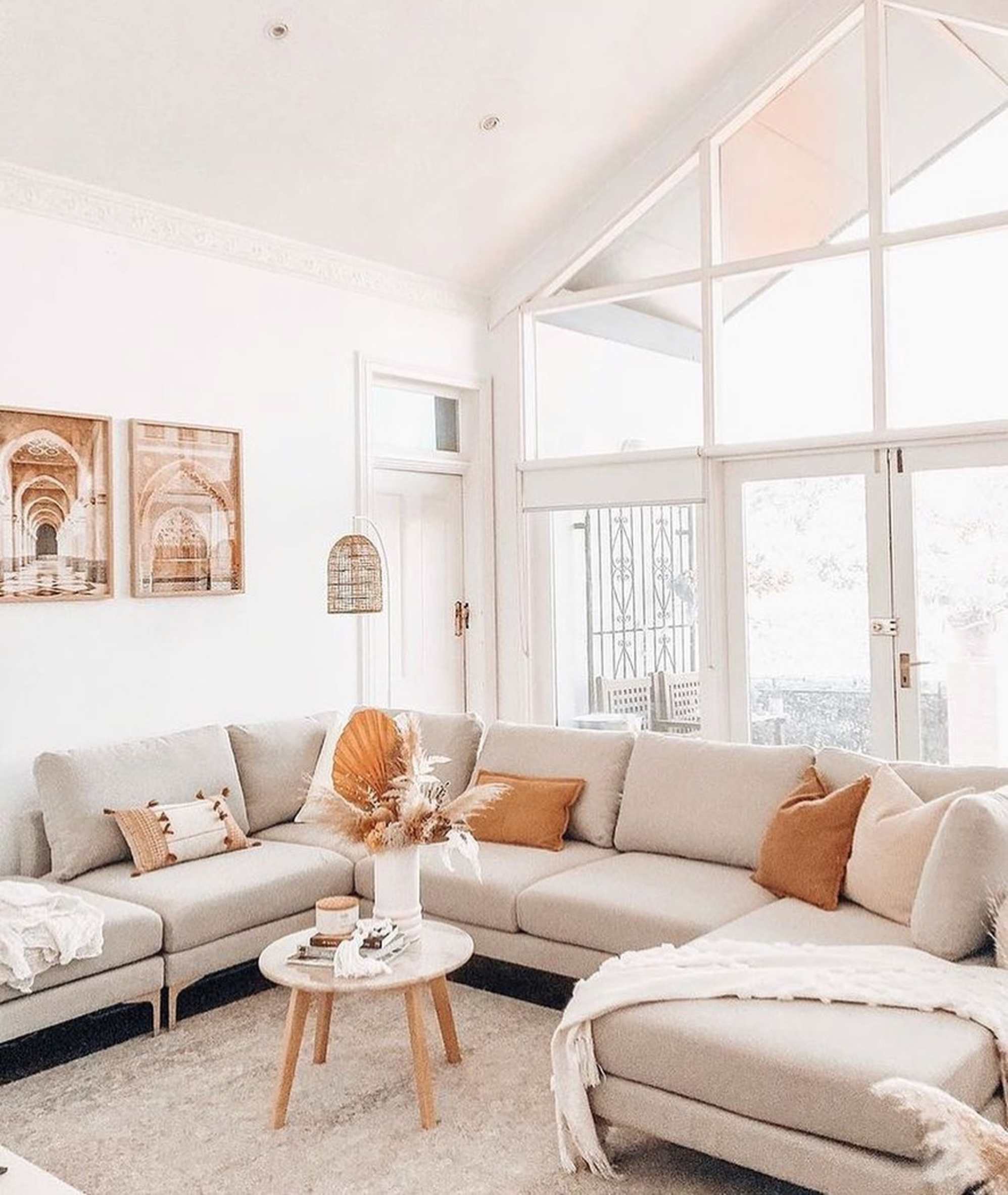 Instagram post by @maxylovesproperty - 1807