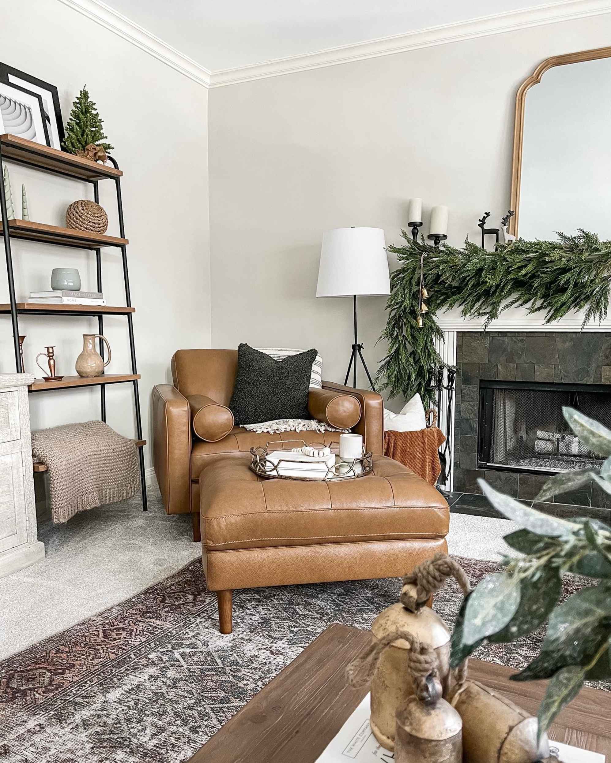 Instagram post by @lasthouseonbedfordlane - 2055