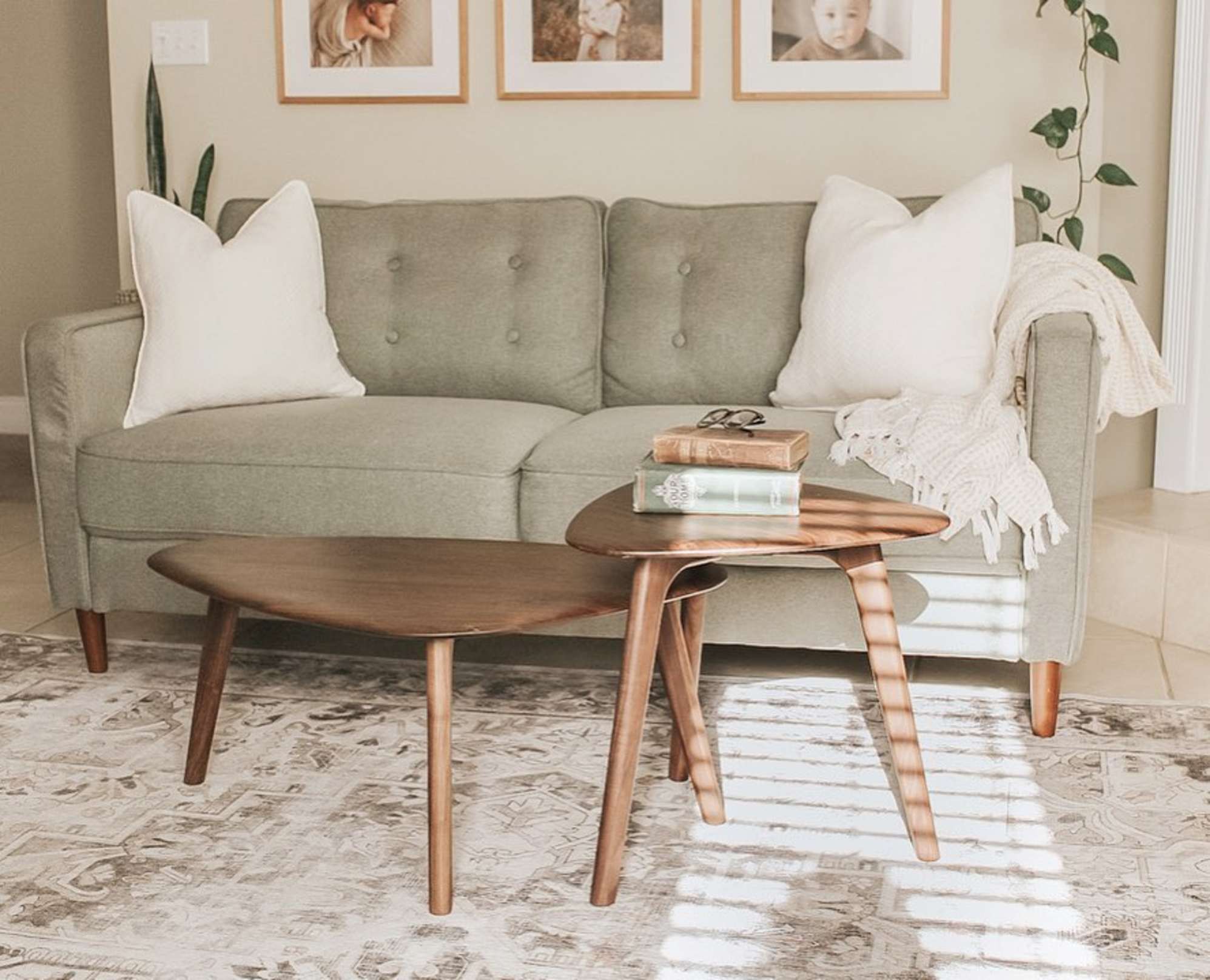 Instagram post by @lovinglittlehalls - 3428