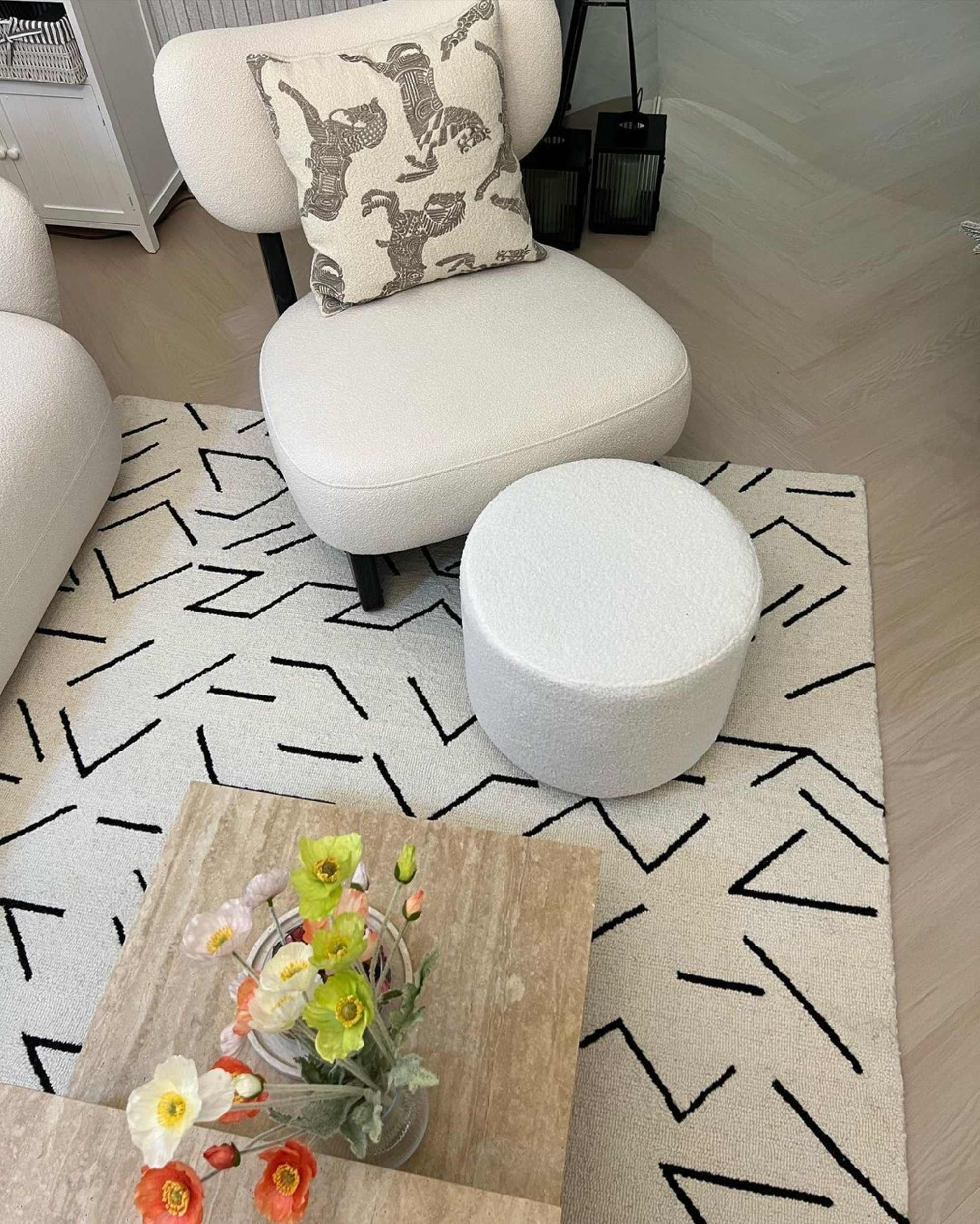 Instagram post by @dream.home9483 - 4032
