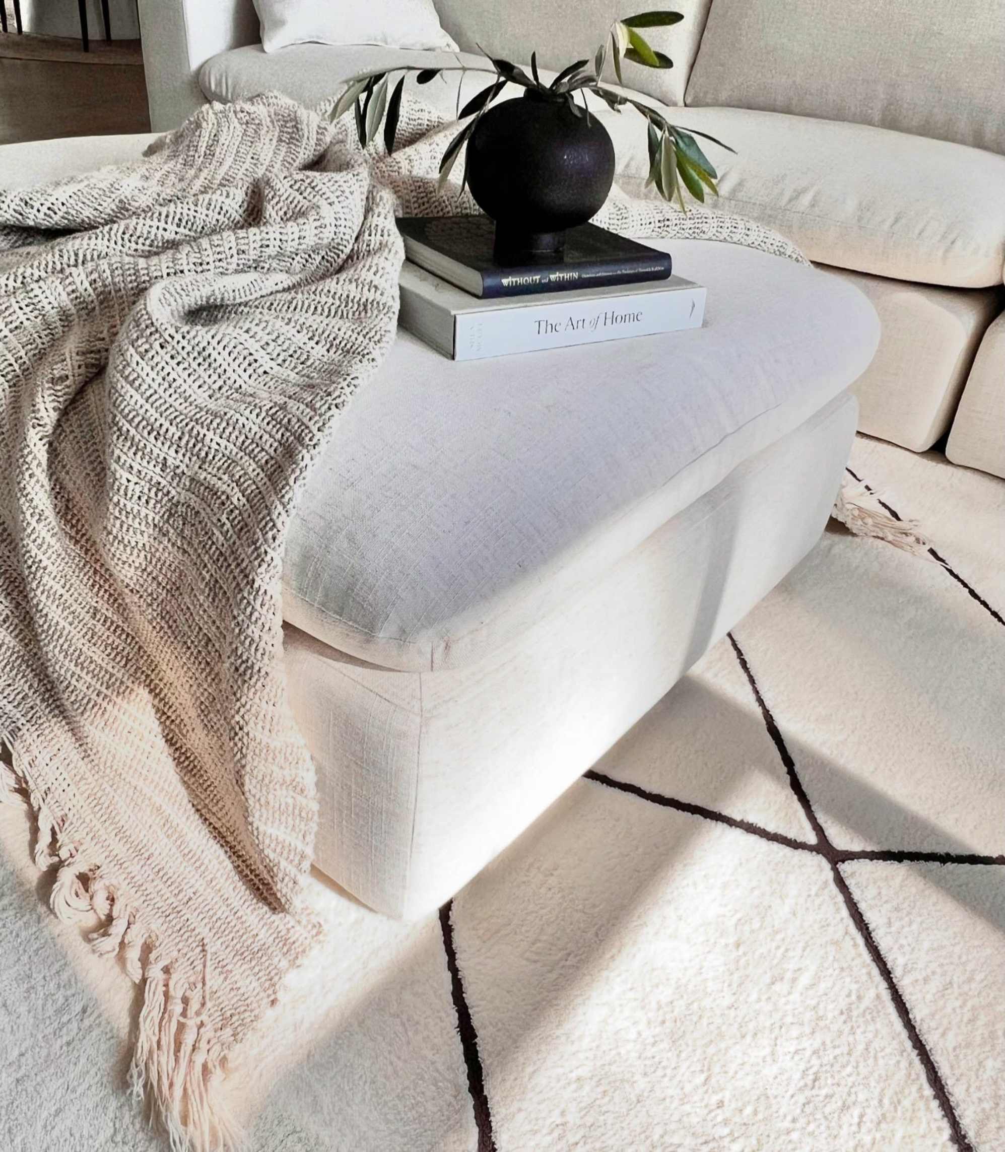 Instagram post by @playa_interiors - 4206