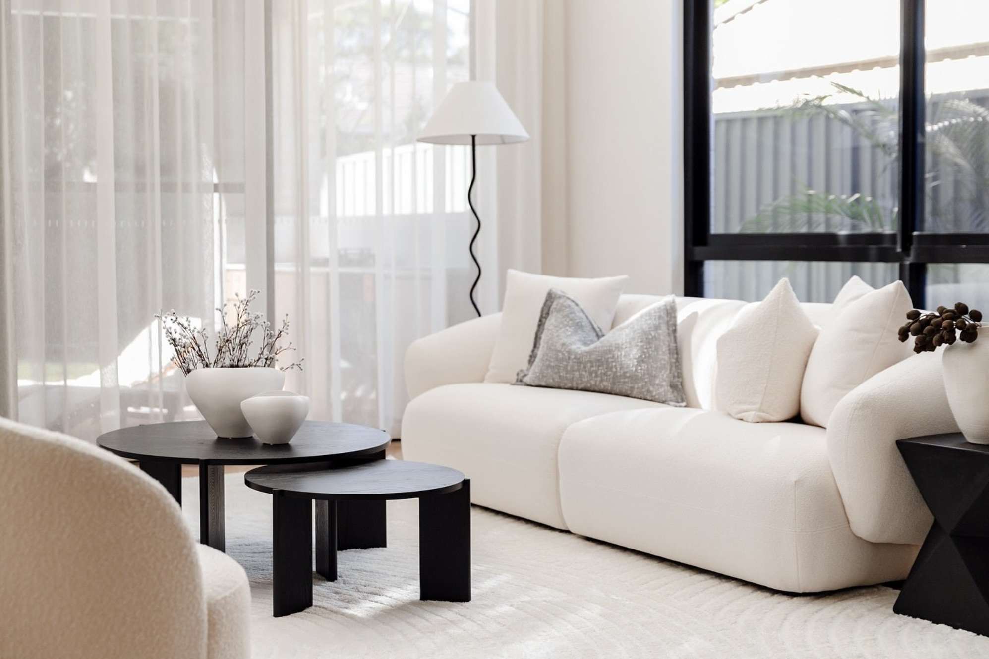 Instagram post by @lnmliving - 4288