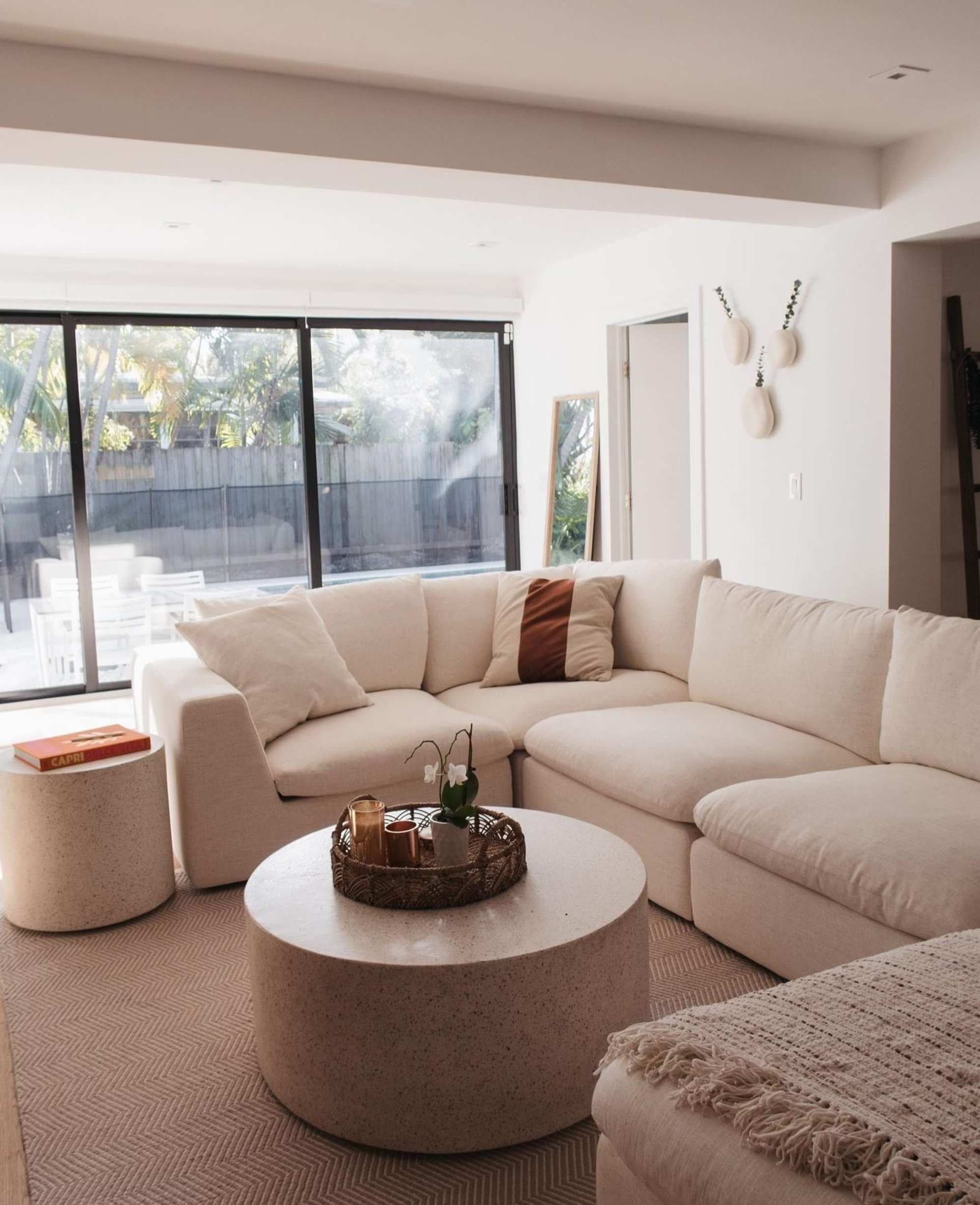 Instagram post by @buyers_collective - 6404