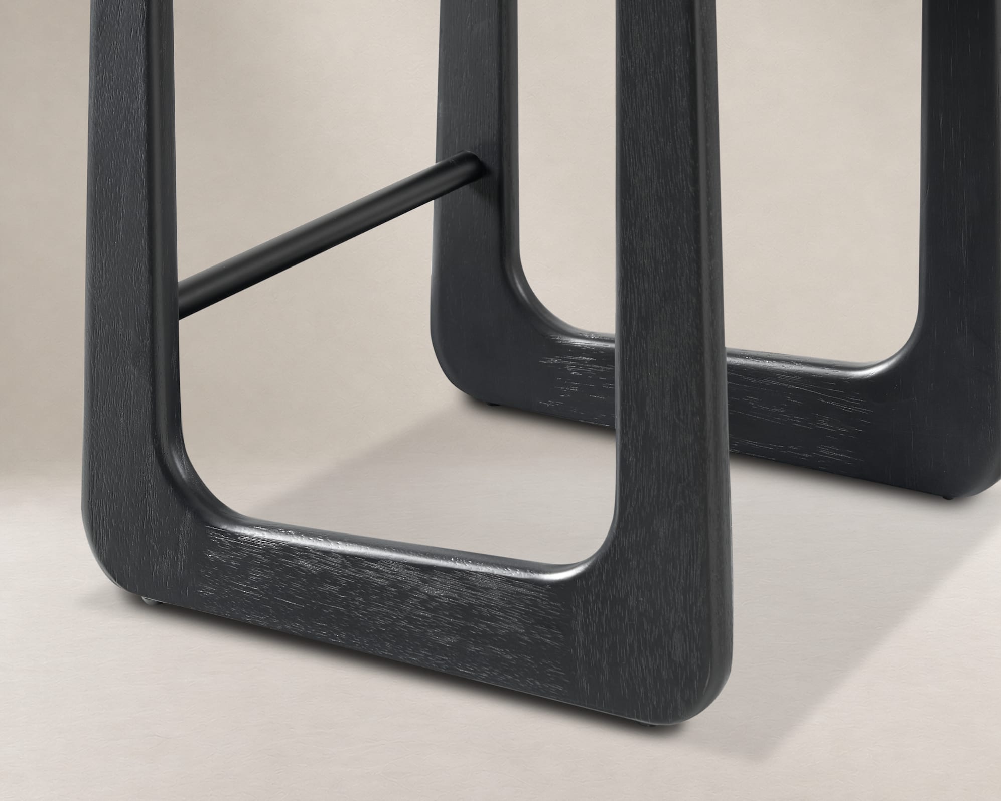Lira Performance Counter Stool 2