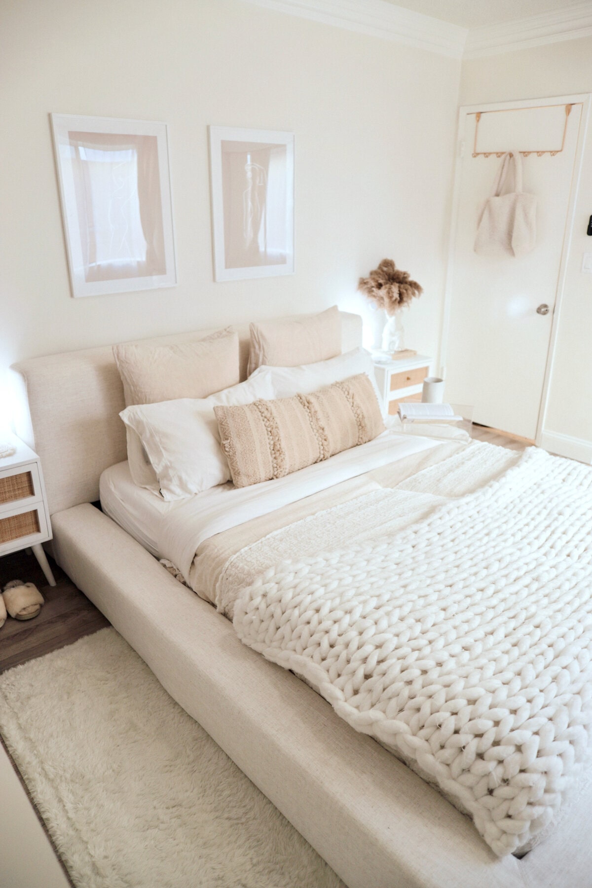 How to Keep a Mattress From Sliding on a Platform Bed