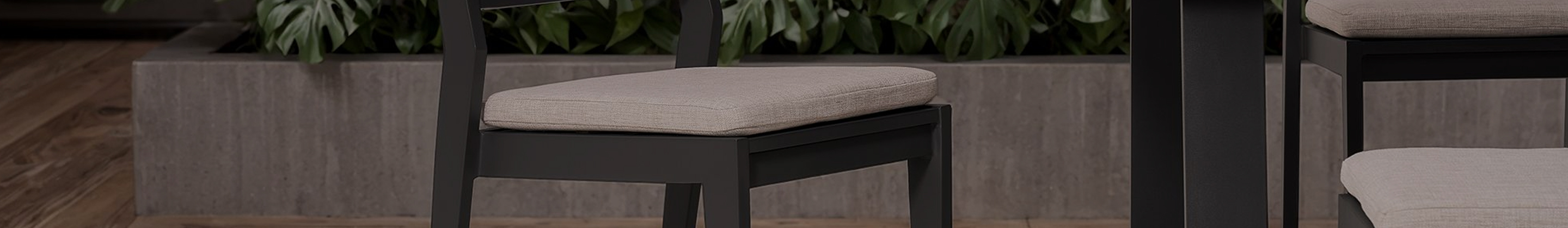 Outdoor Chairs & Bar Stools