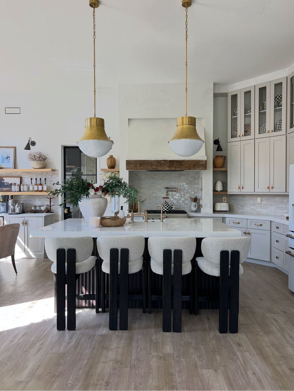 How to Design a Contemporary Home: An Interior Stylist’s Guide ...