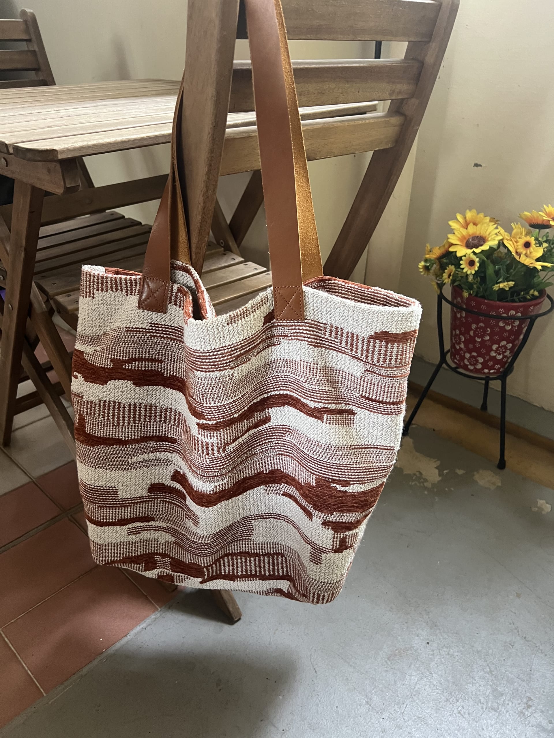 Canvas Tote Bag with Zipper – The Sourcery