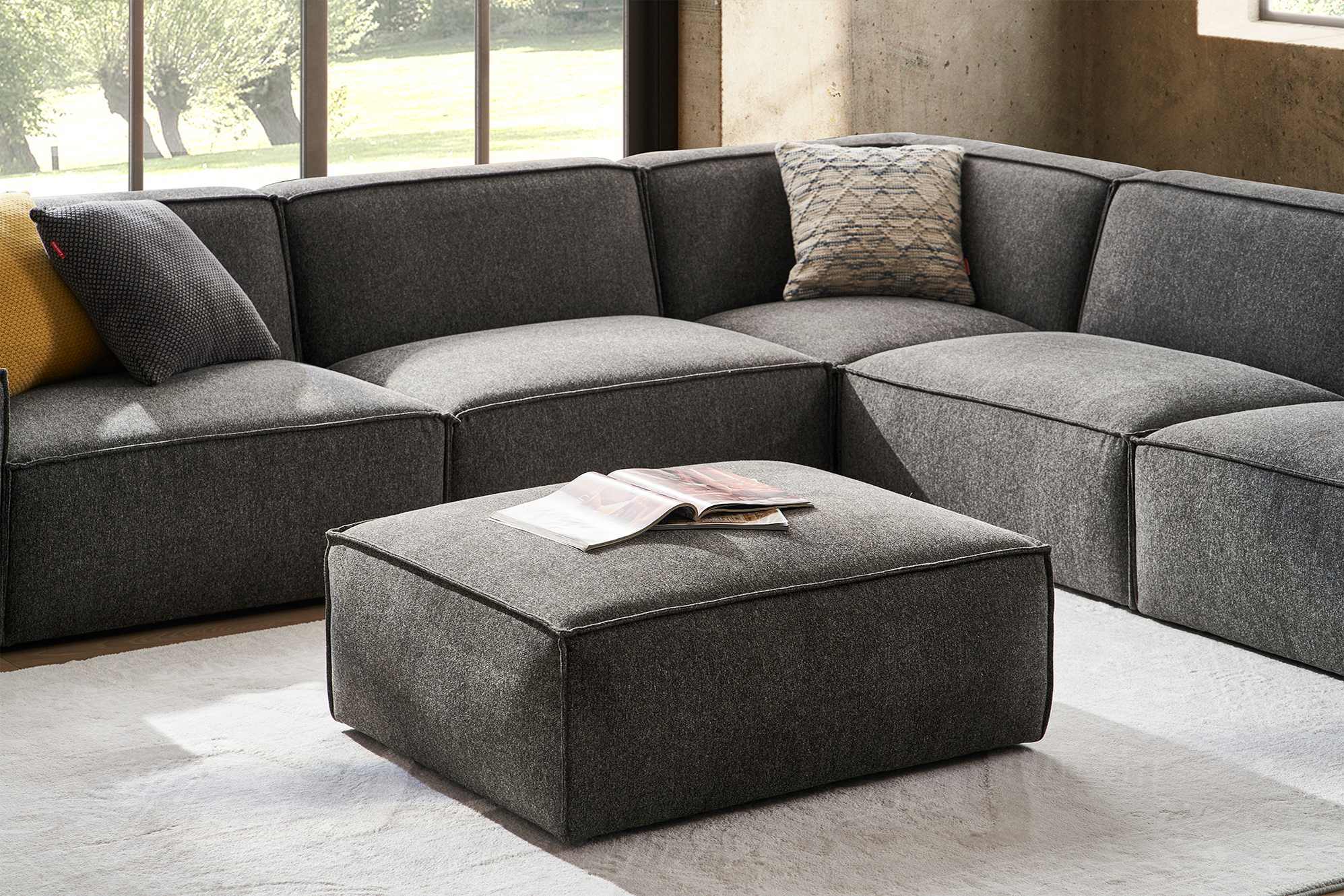 Jonathan Chaise Sectional Sofa with Ottoman 4