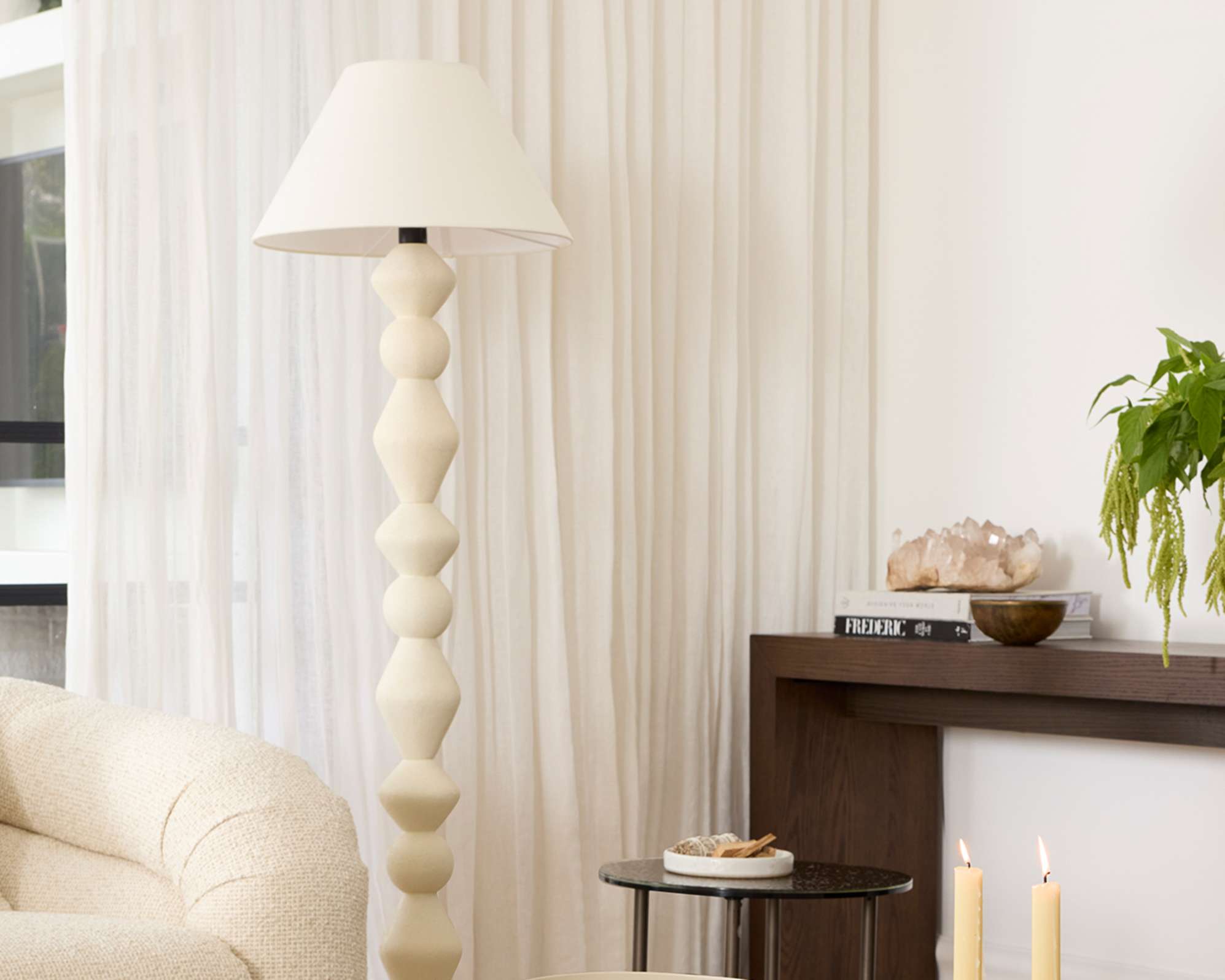 Faro Sculptural Floor Lamp 4