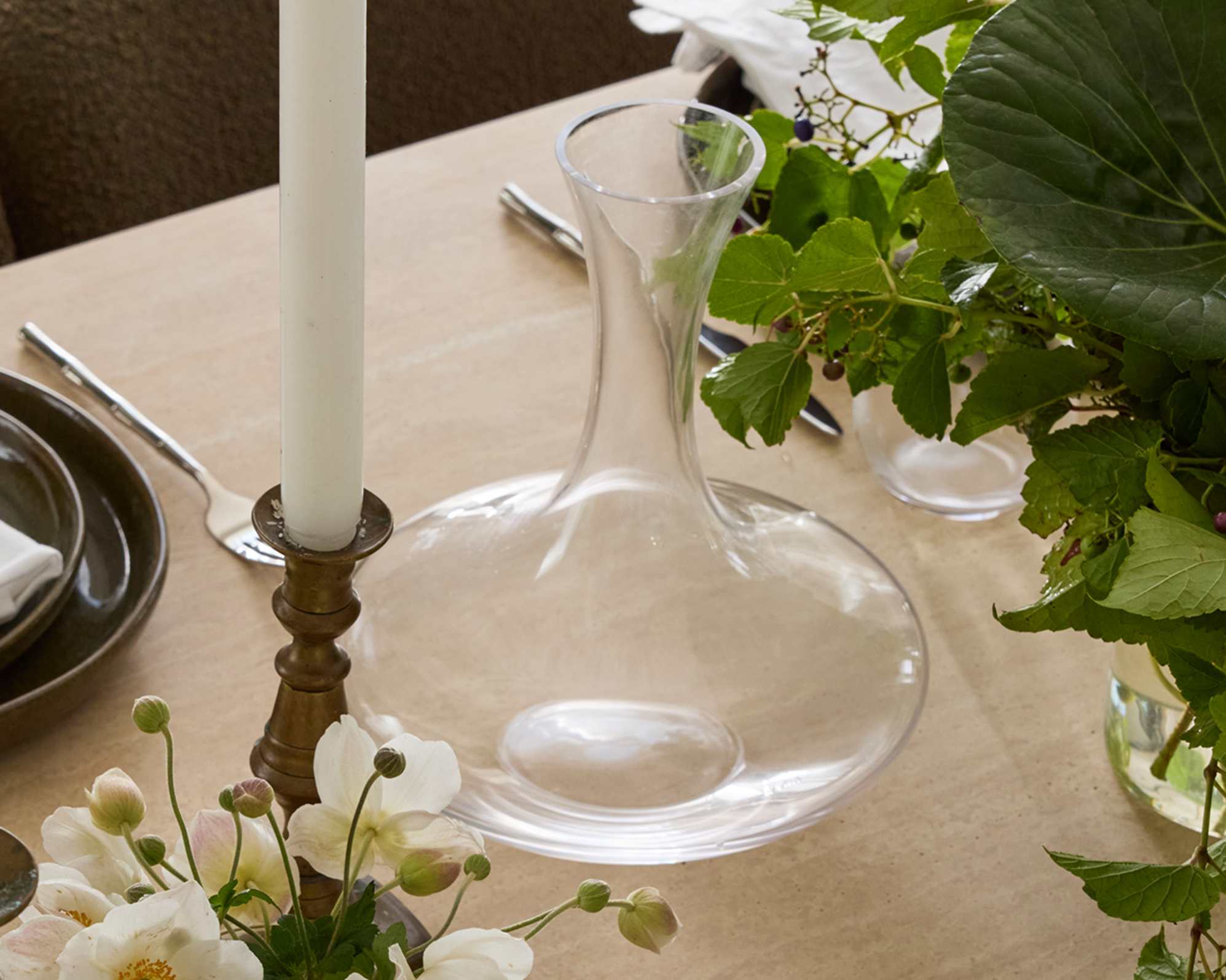 Lucent Decanter 2