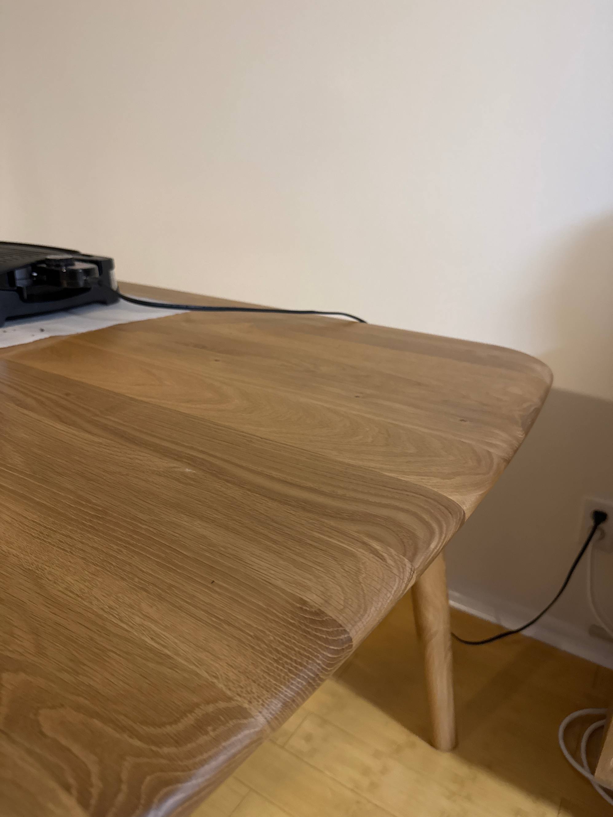 Love this dining table