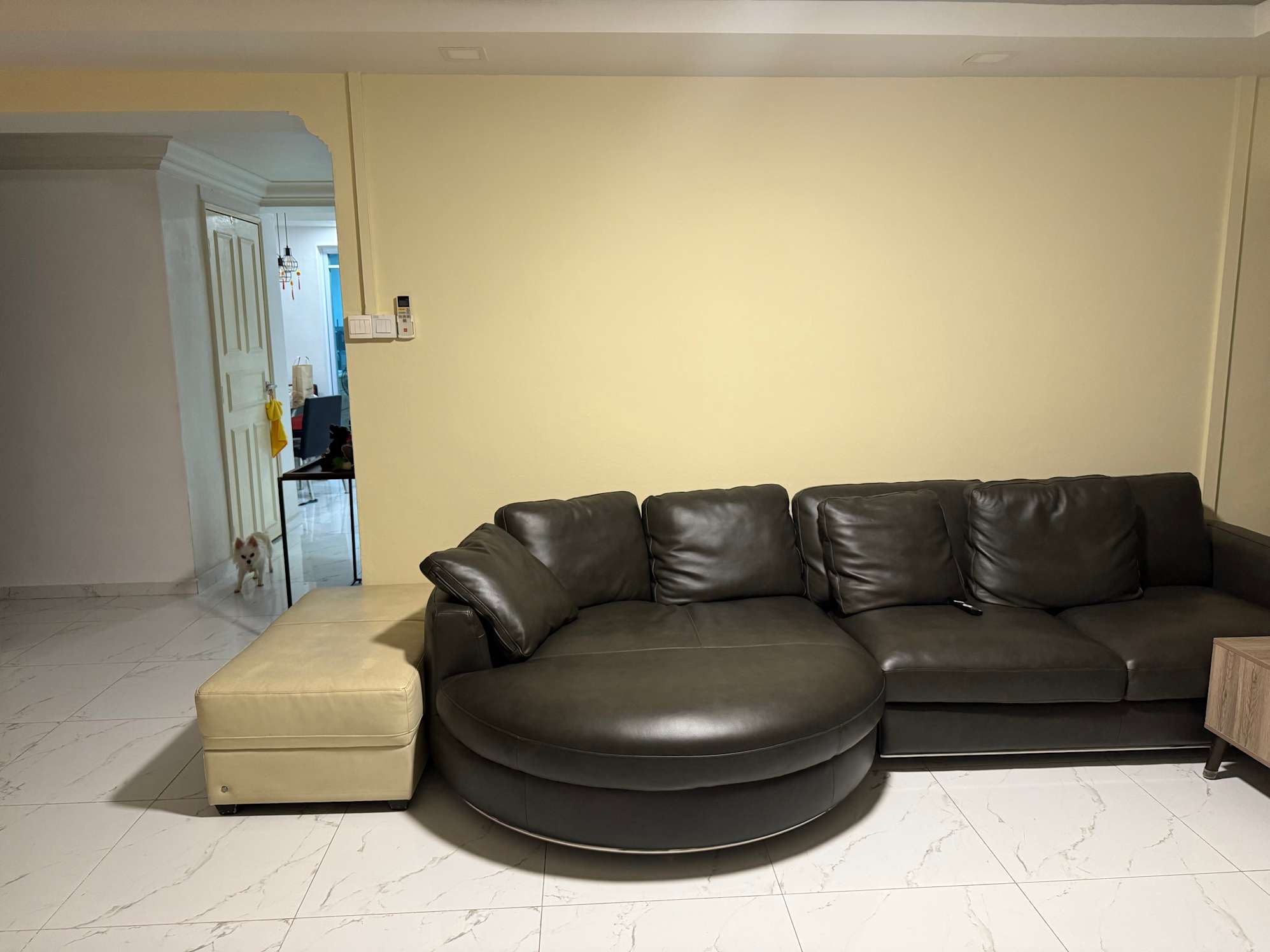 Nice sofa set