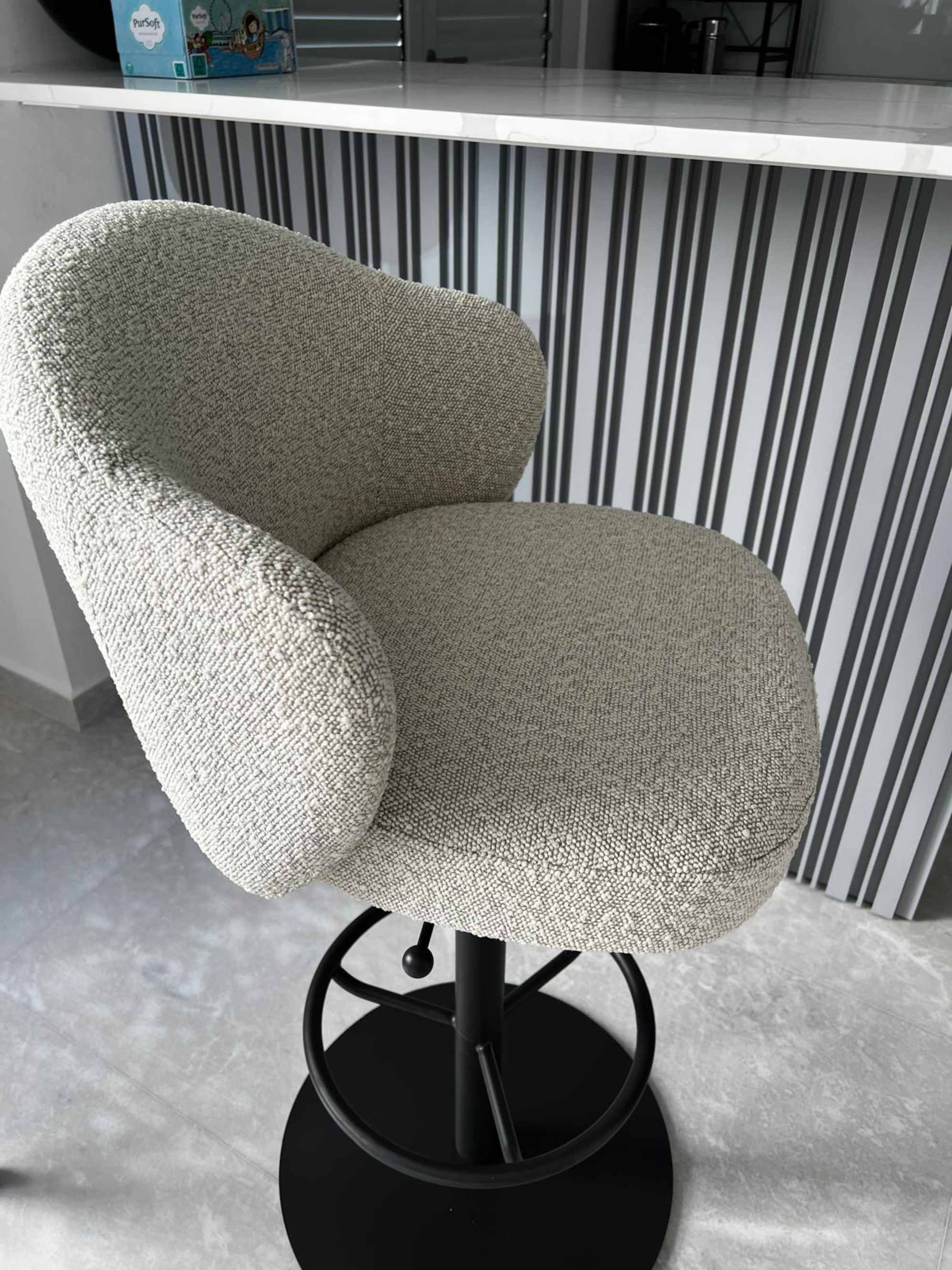 Simone Stool in White in Excellent Fabric