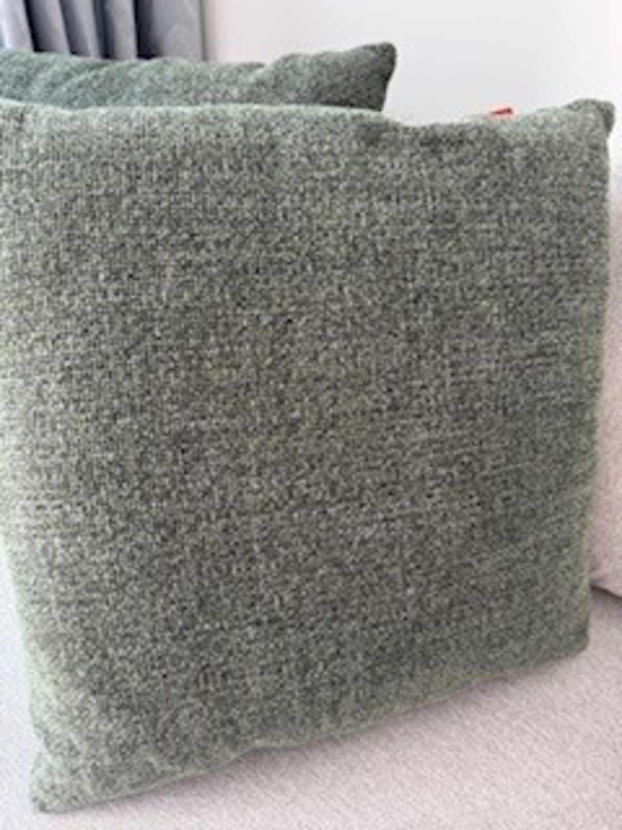 review from Good quality Cushion