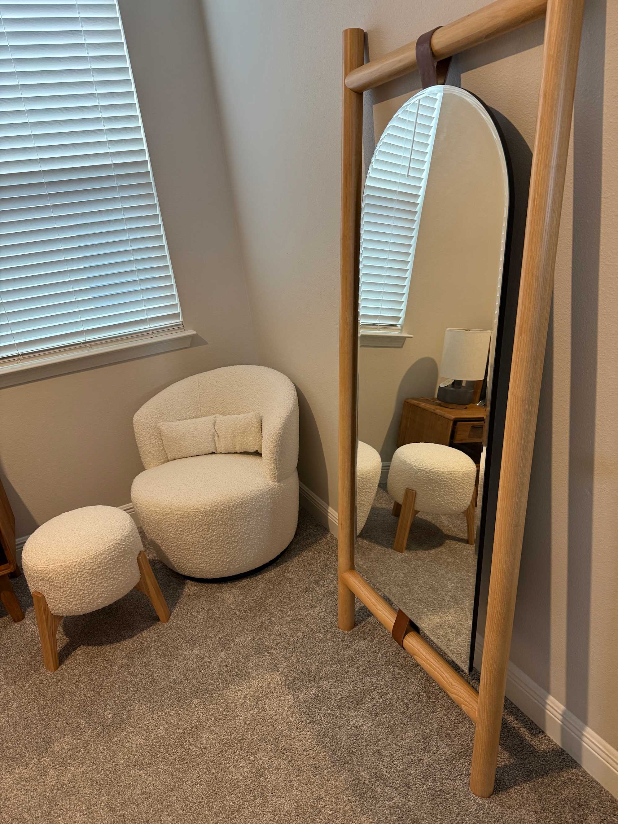Perfect mirror