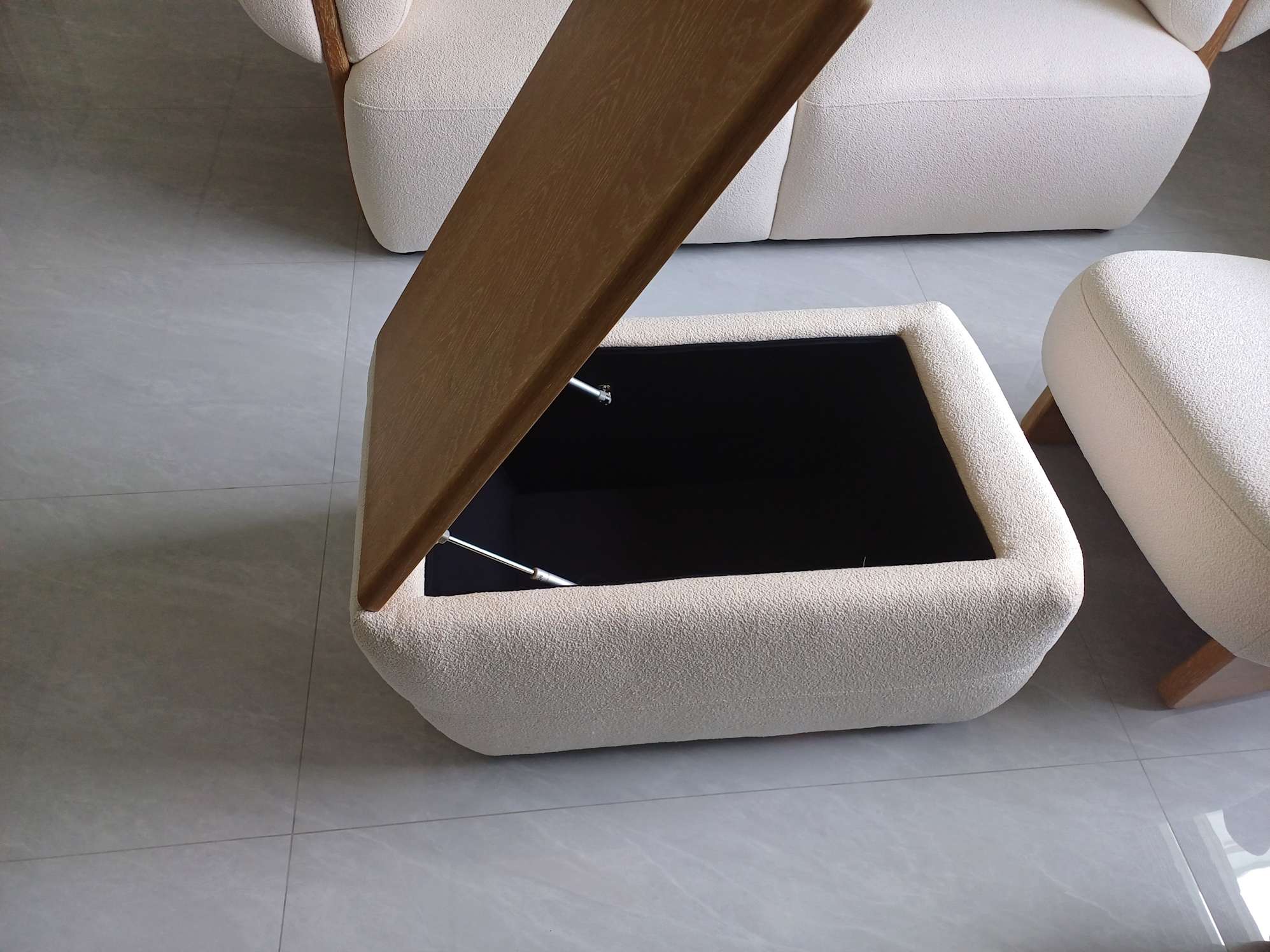 Hidden storage 