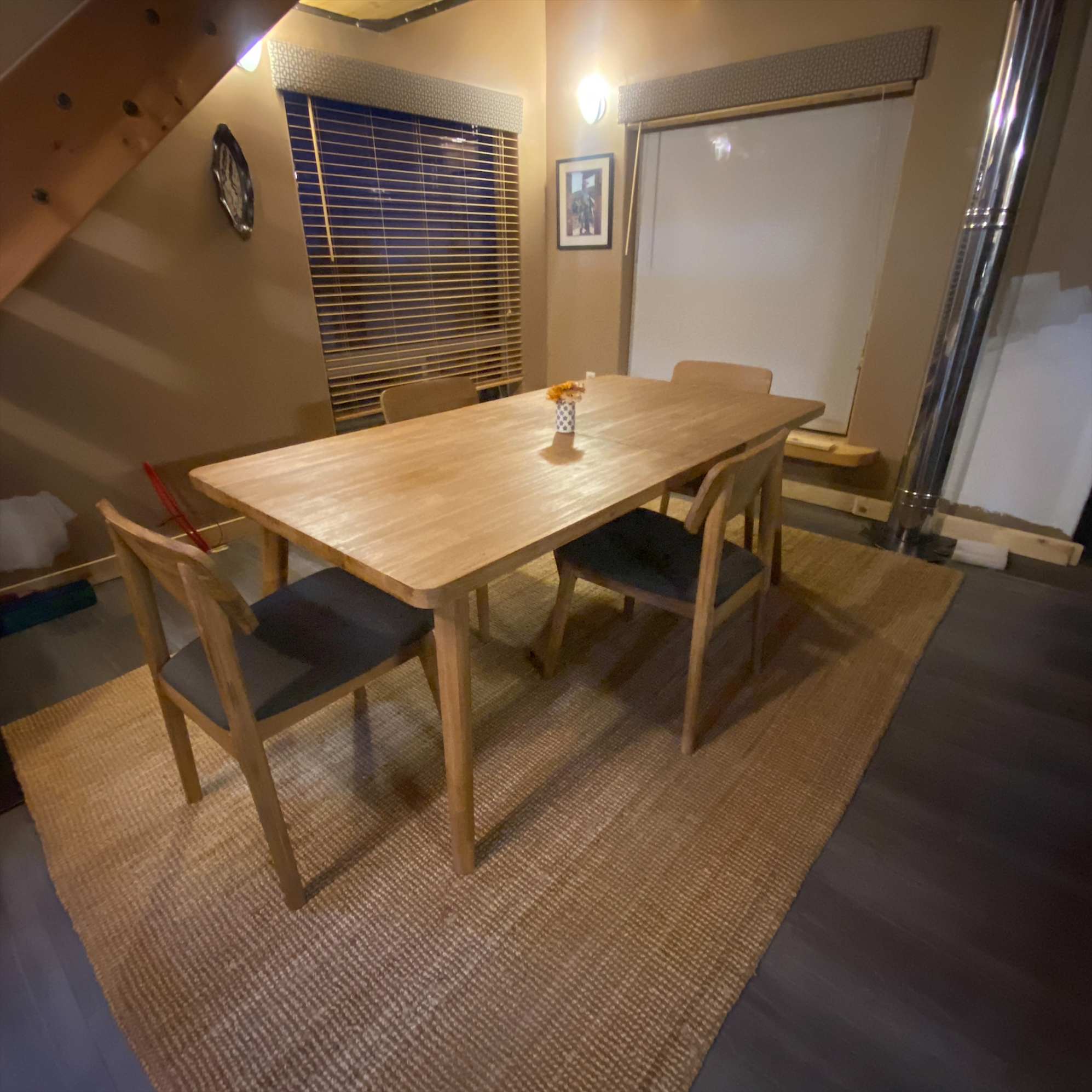 Beautiful, Durable Table with One Frustrating Finish Detail