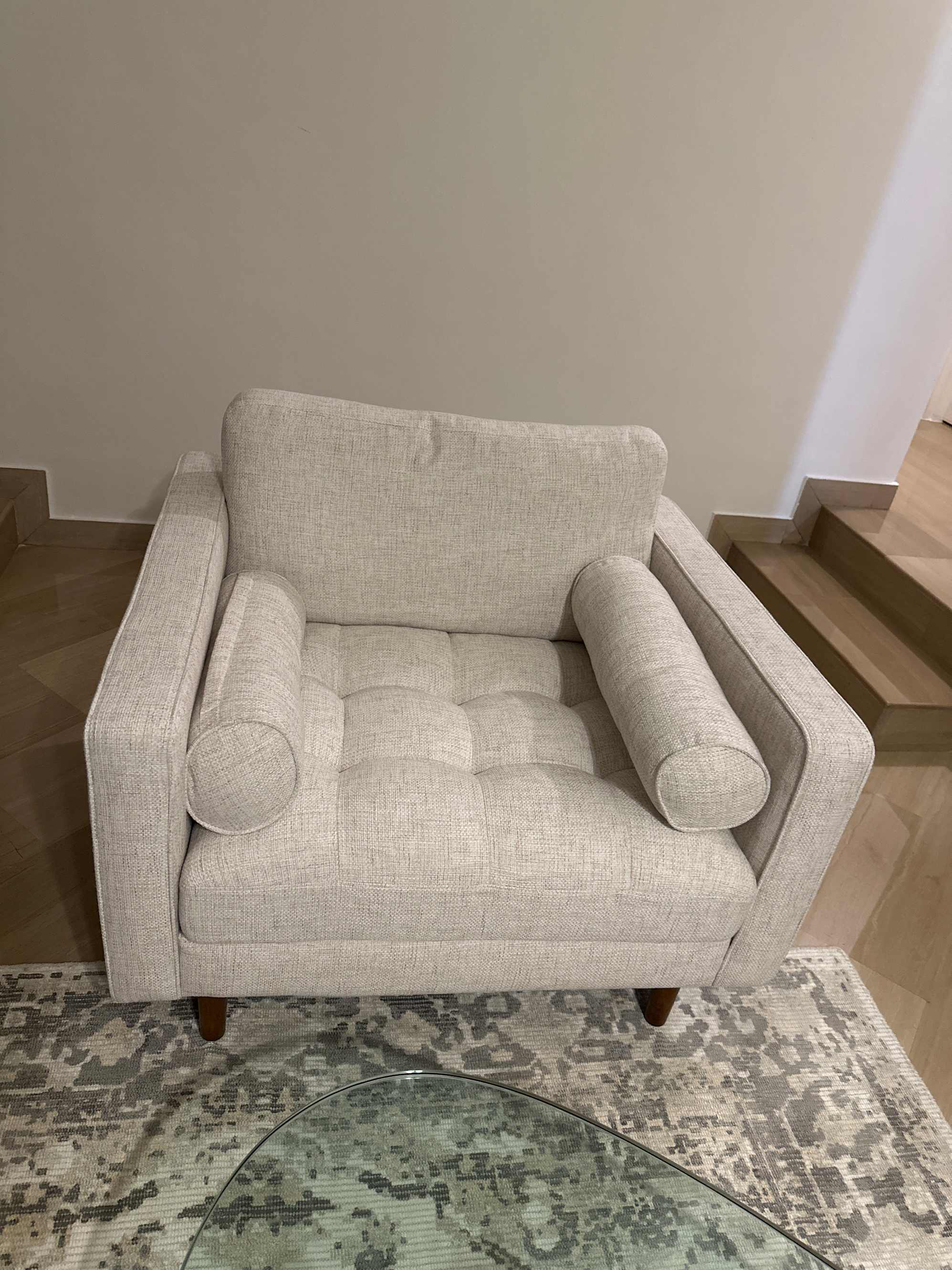 Good product - Madison armchair