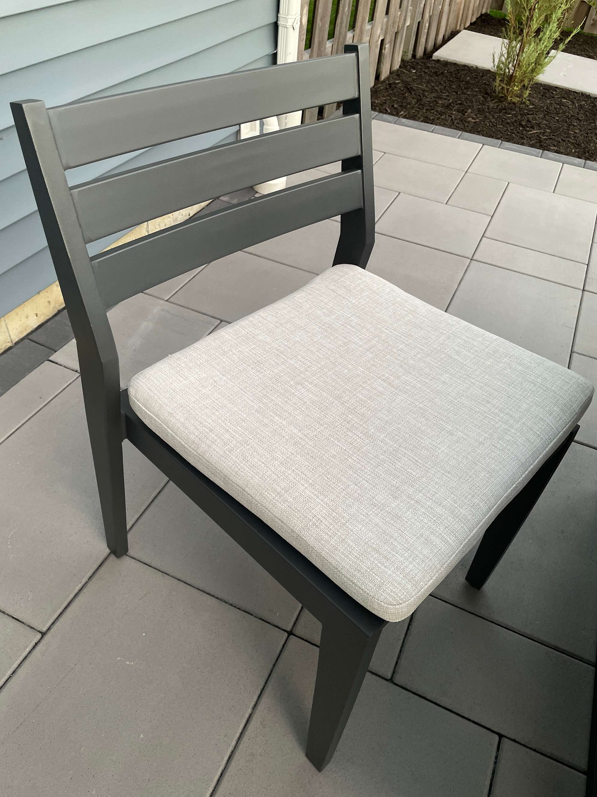 Rio Aluminum Table
