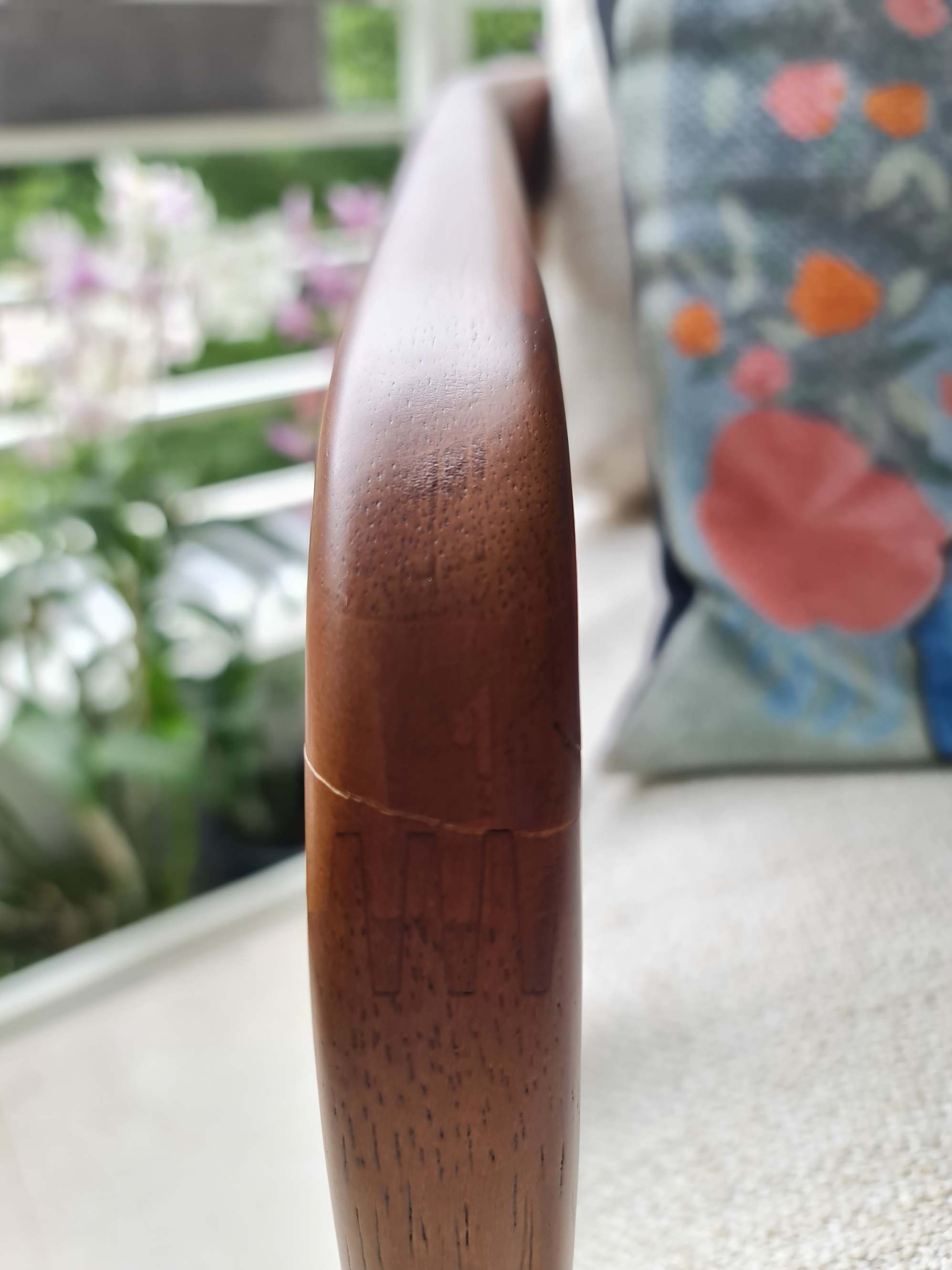 Poor quality work. Defective n cracked woodwork delivered