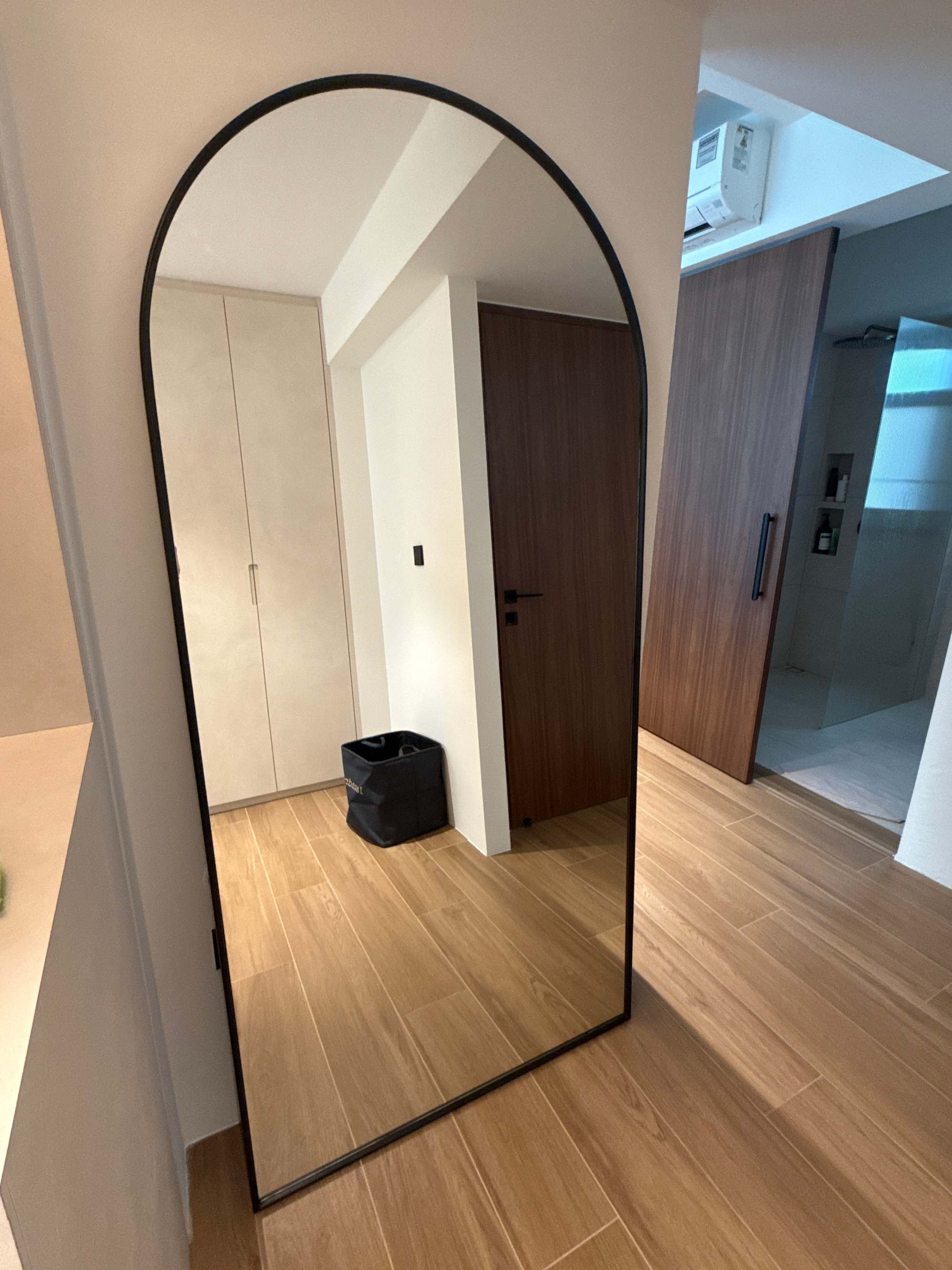 Arch mirror