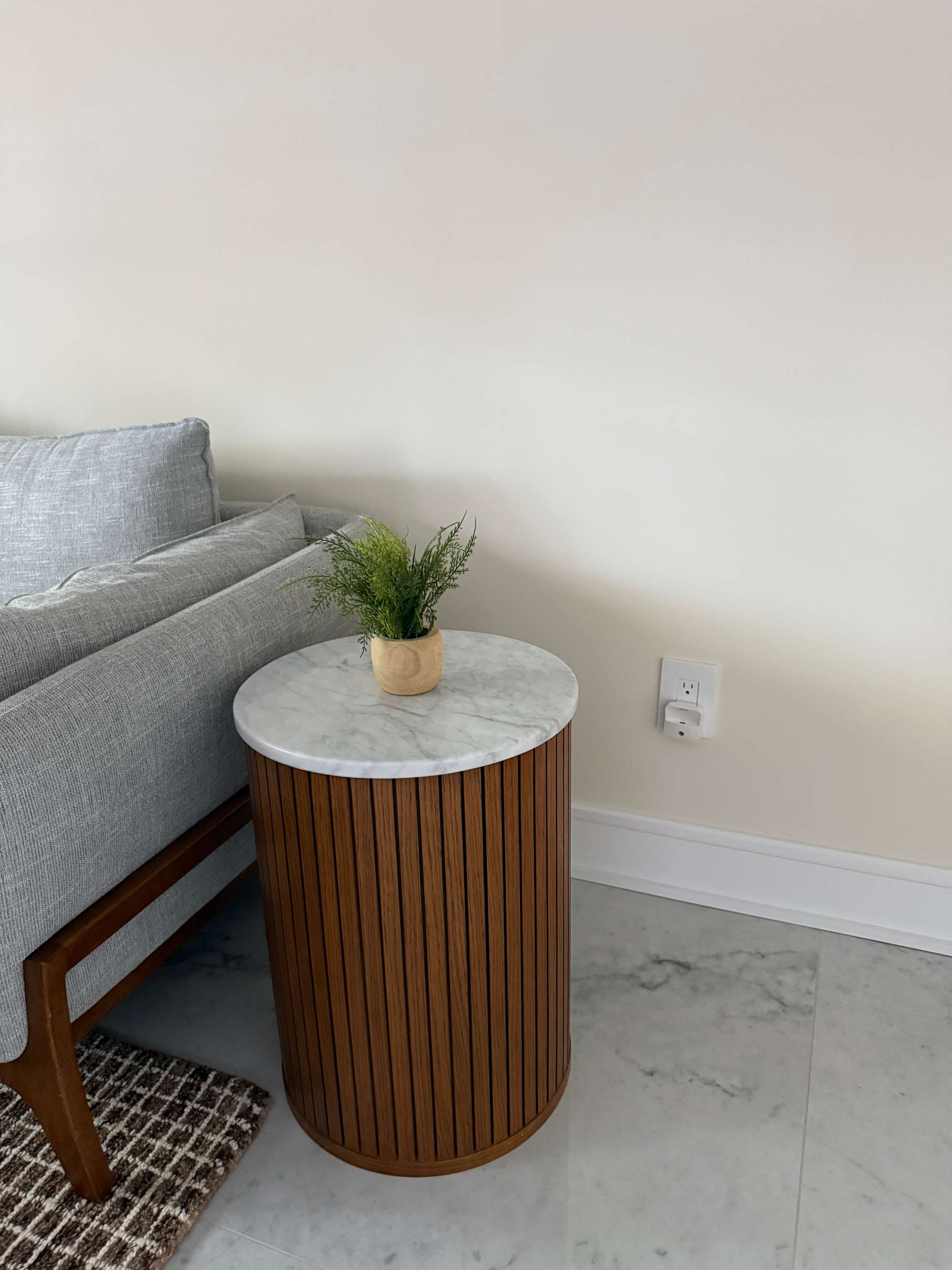 Pretty side table