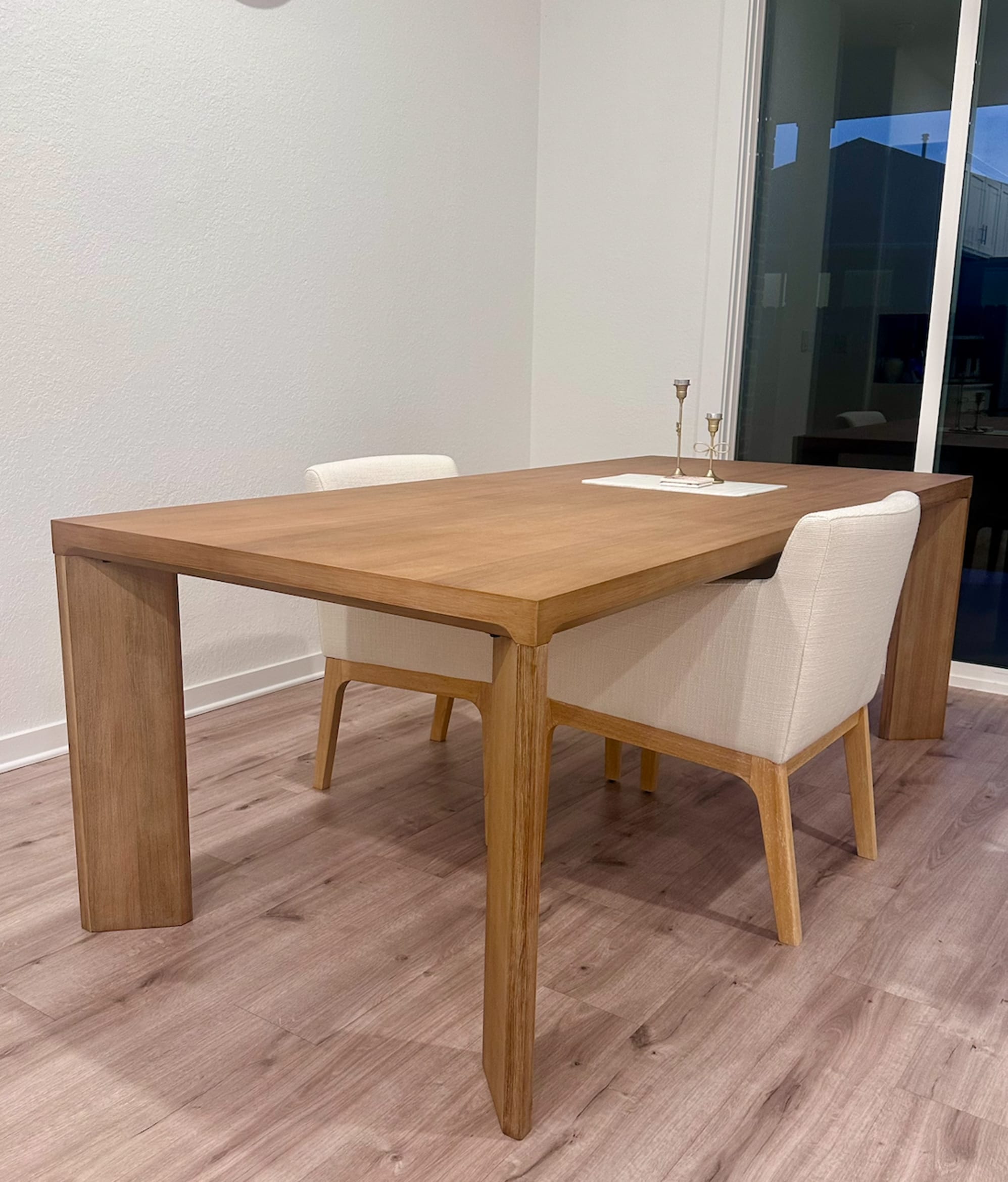 Minimal and Elegant looking!