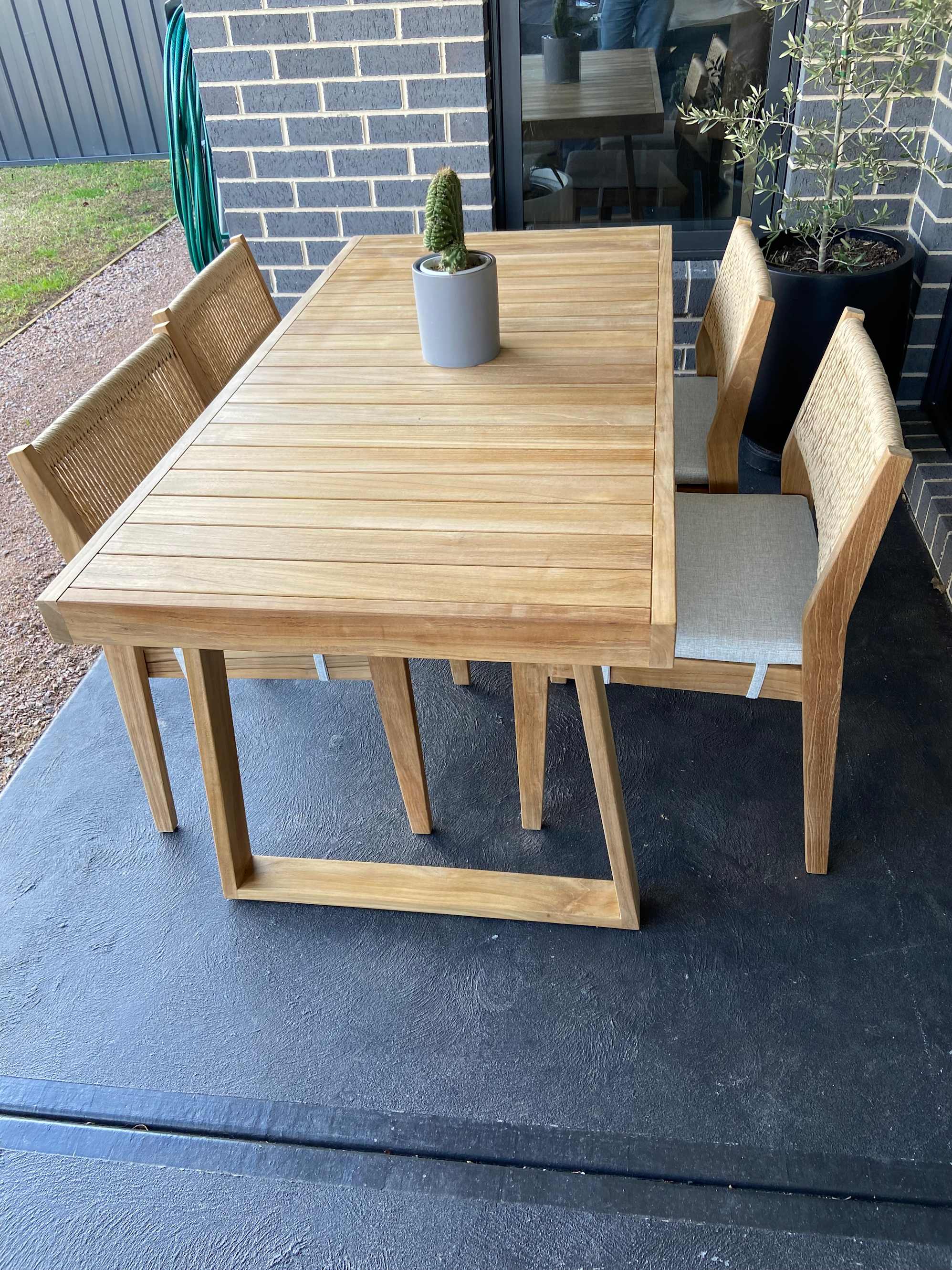 Absolutely love my Rio table