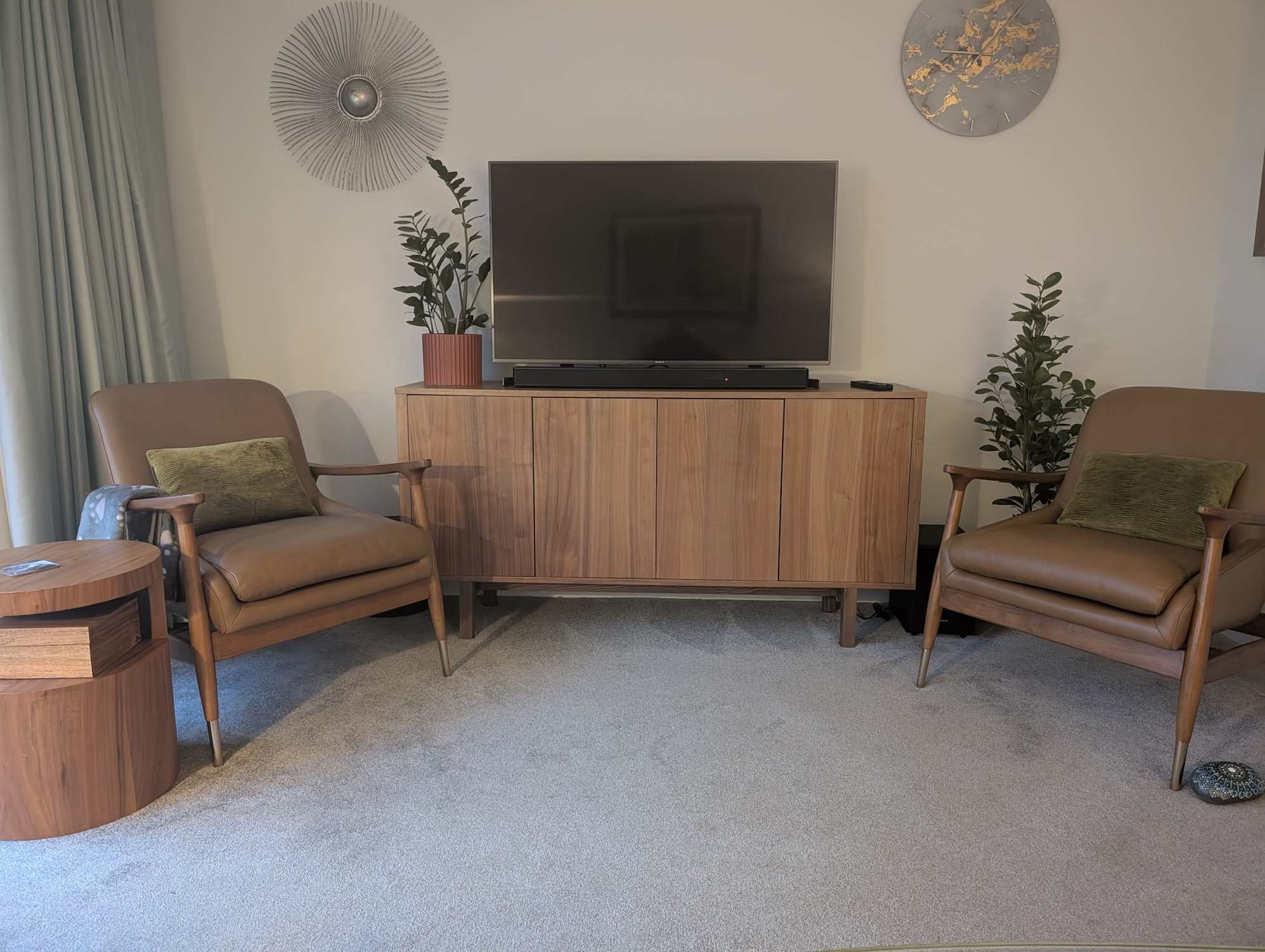 review from Lovely occasional chair in leather