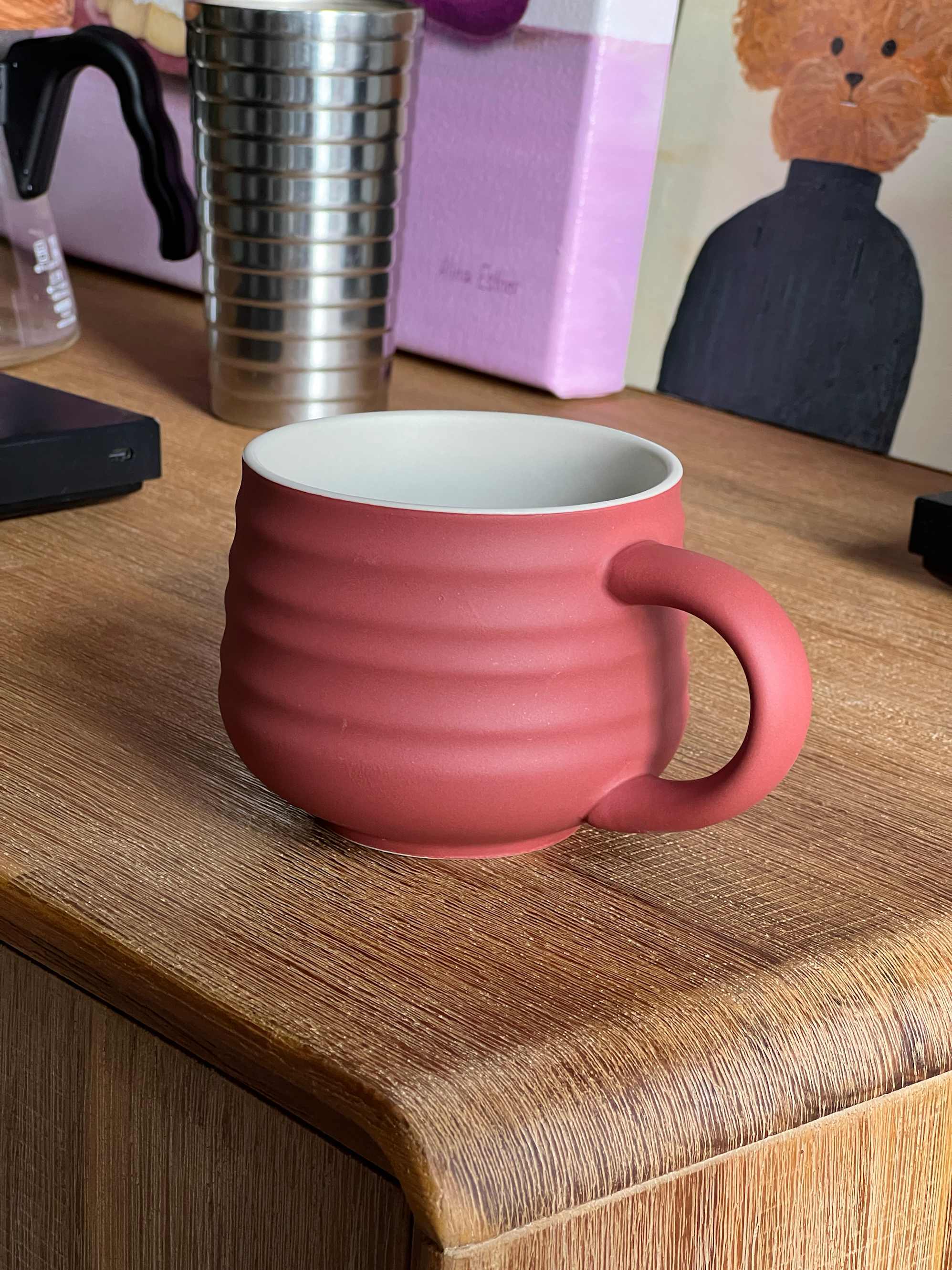 Did you know that perception of taste depends on a cup?